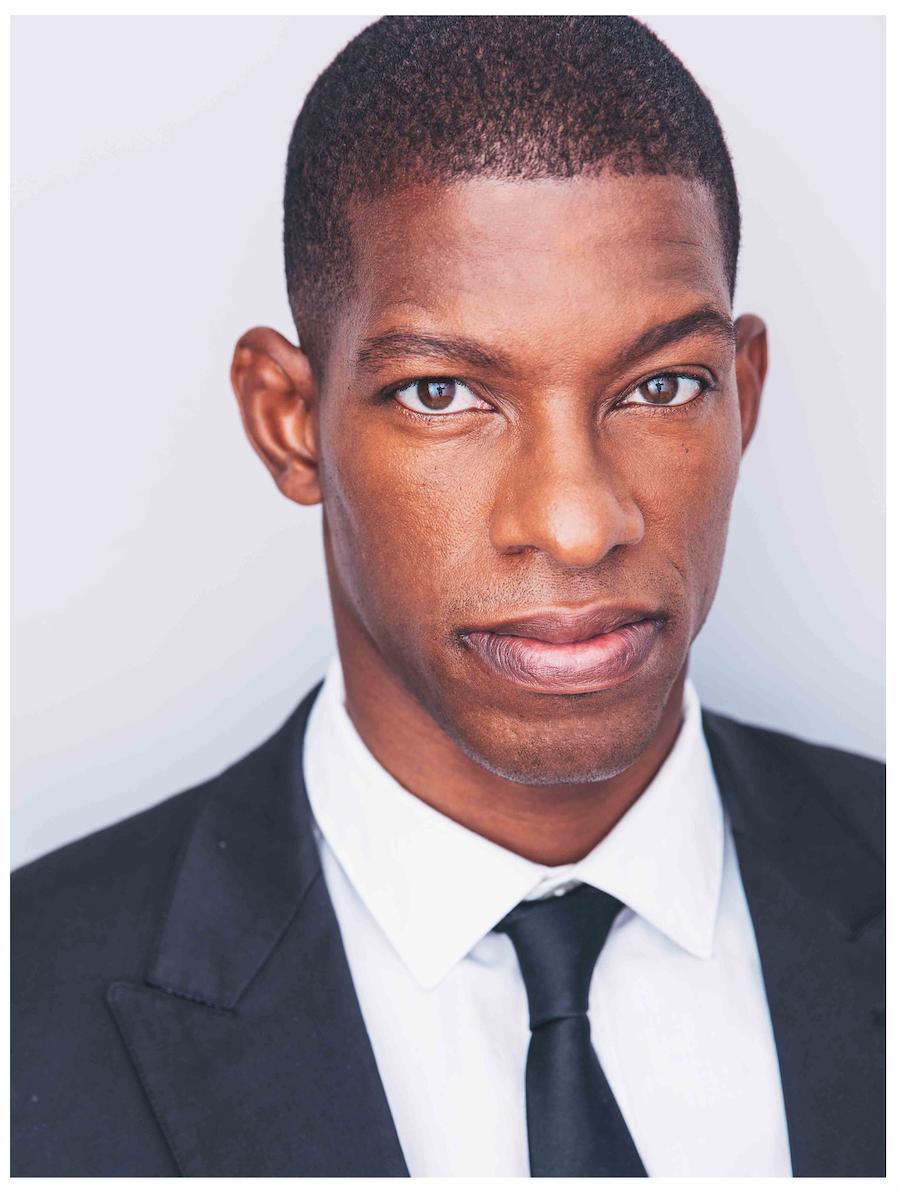 actor Damian Thompson large photo