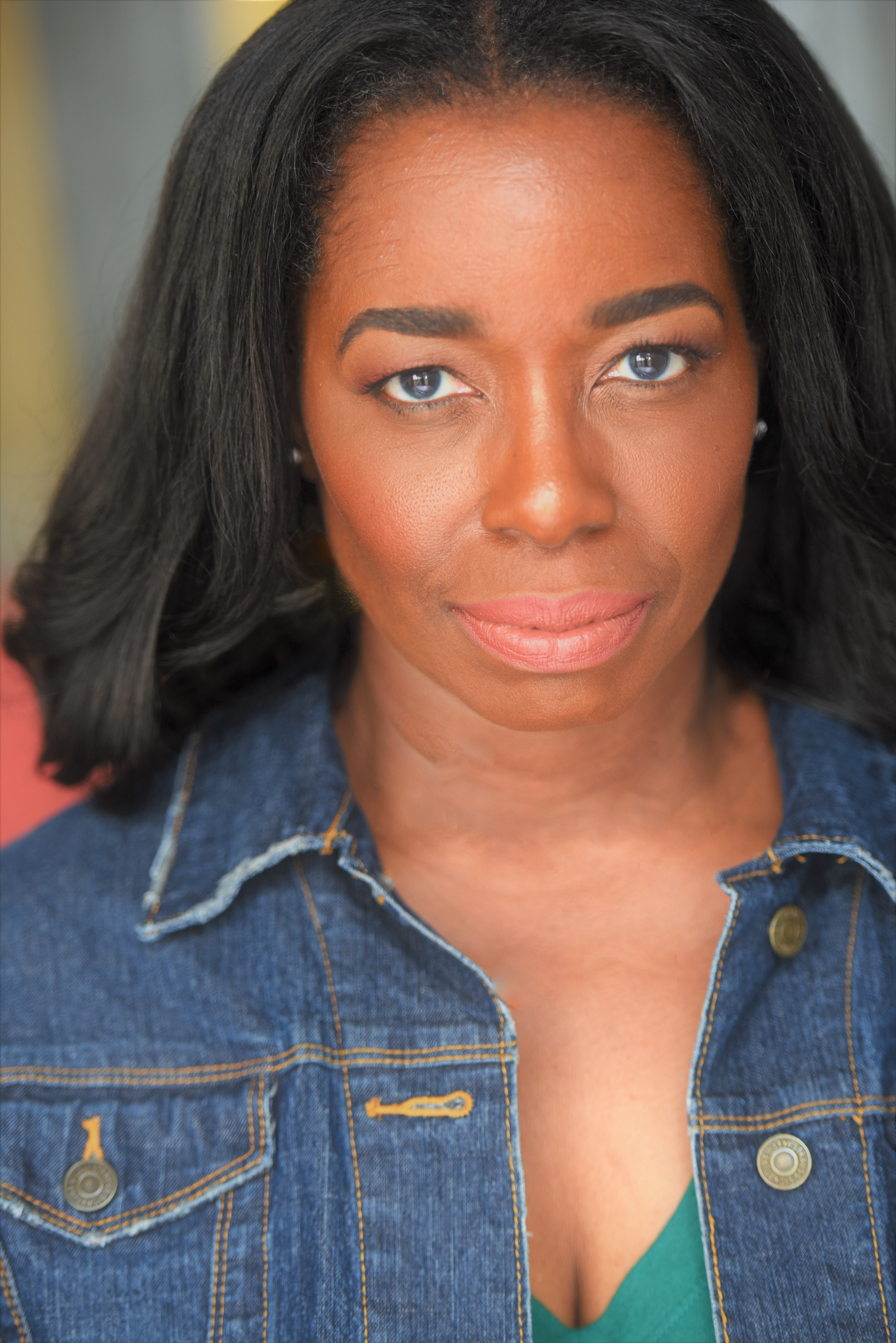 actor Timetha Holston large photo