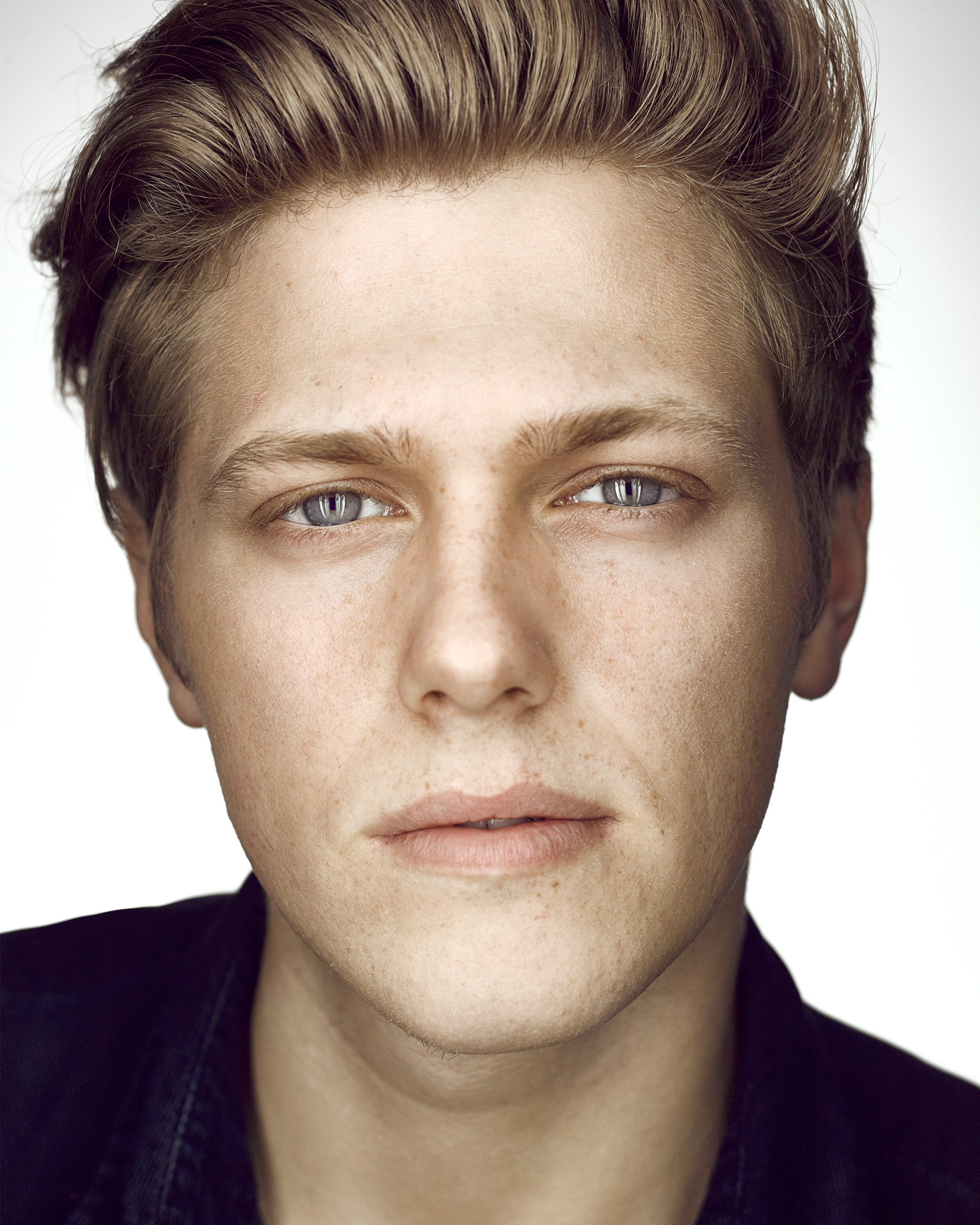 actor Blake Burt large photo