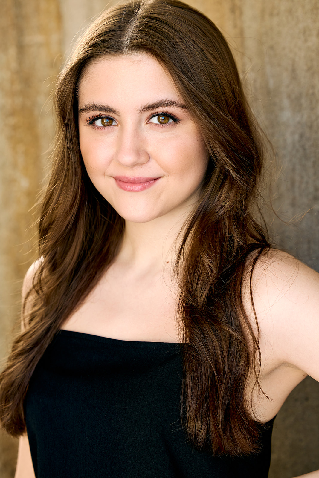 actor Madison Calderon large photo