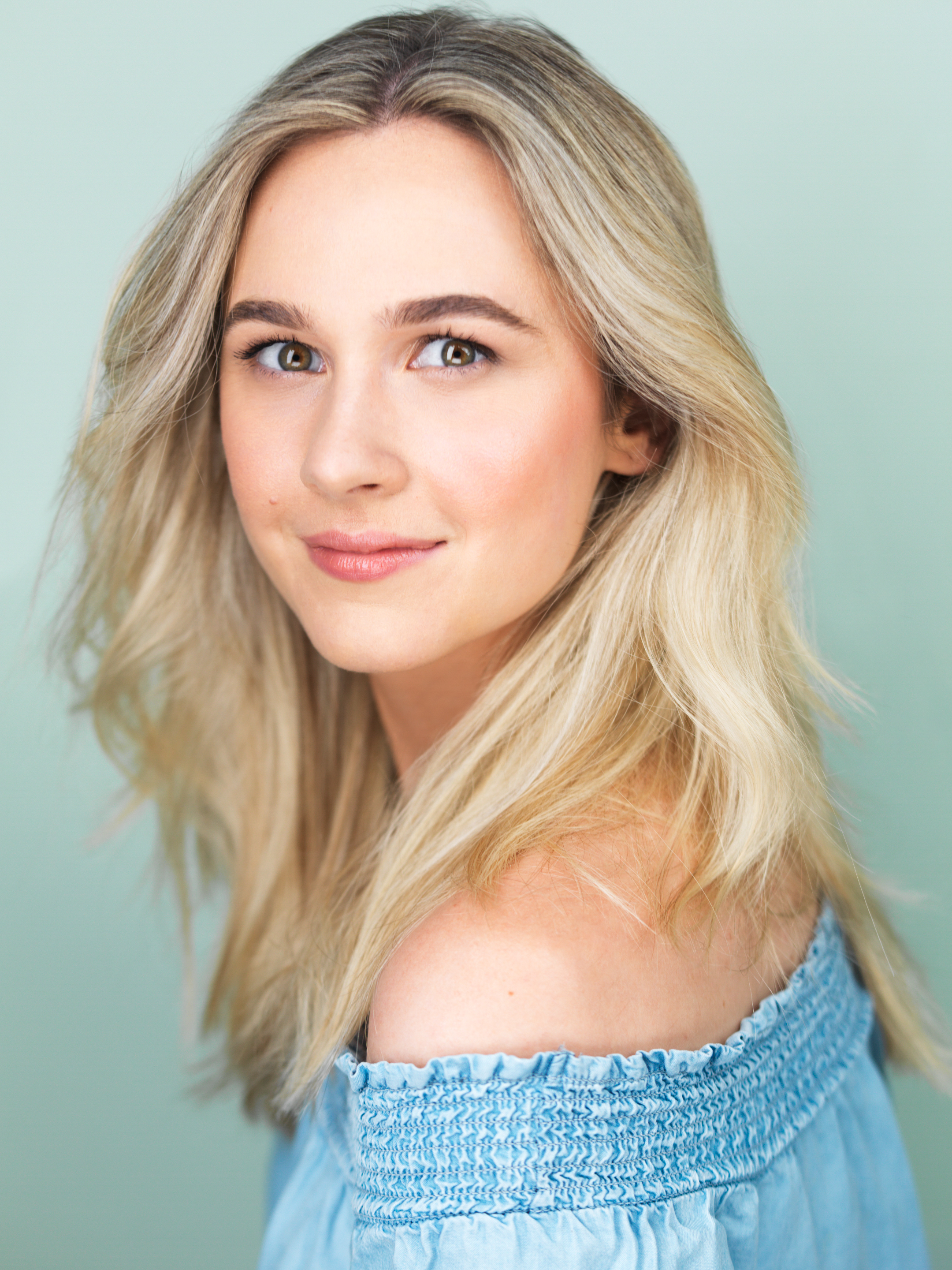 actor Becca Jackson large photo