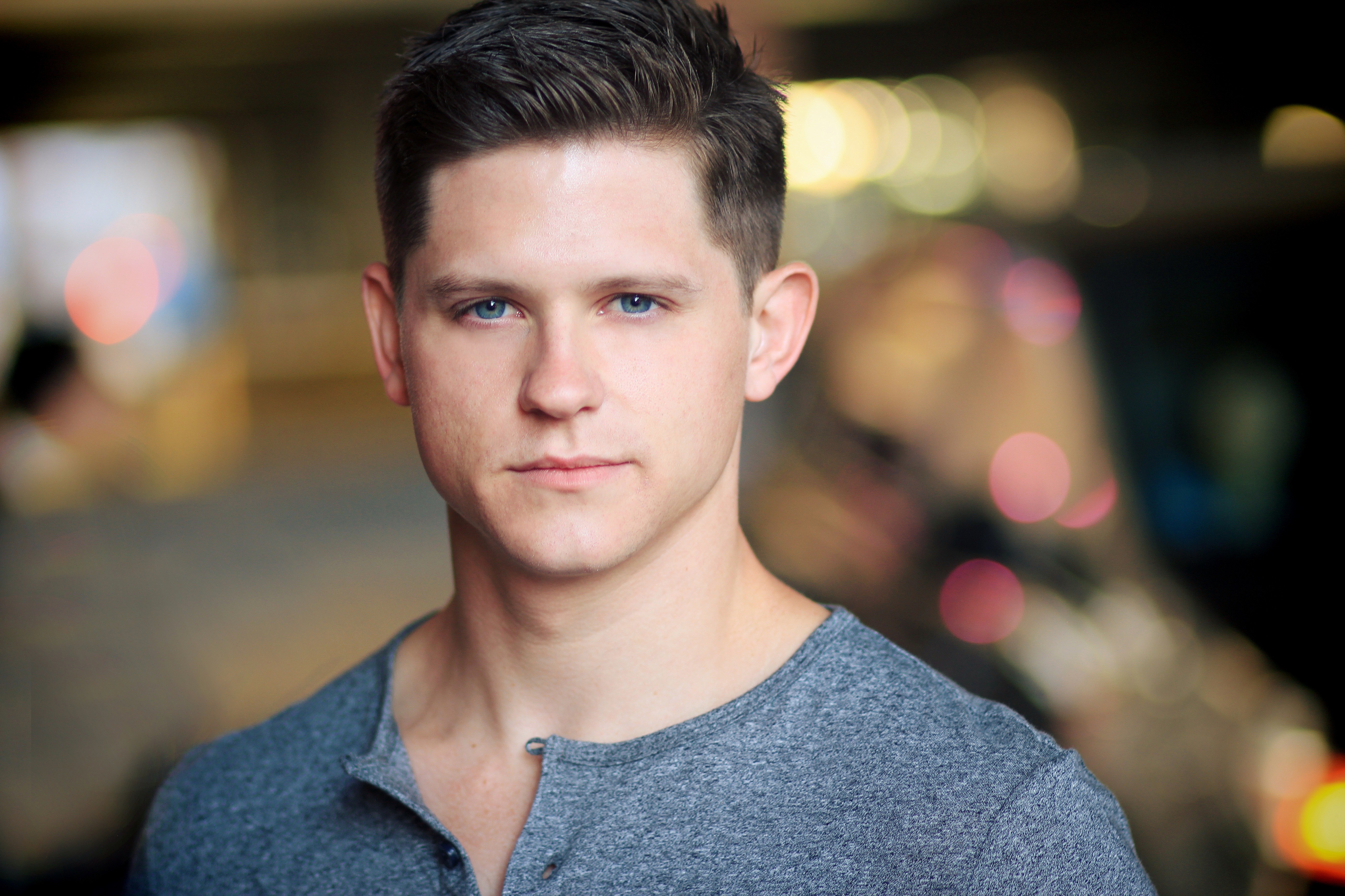 actor Ryan Dinning large photo