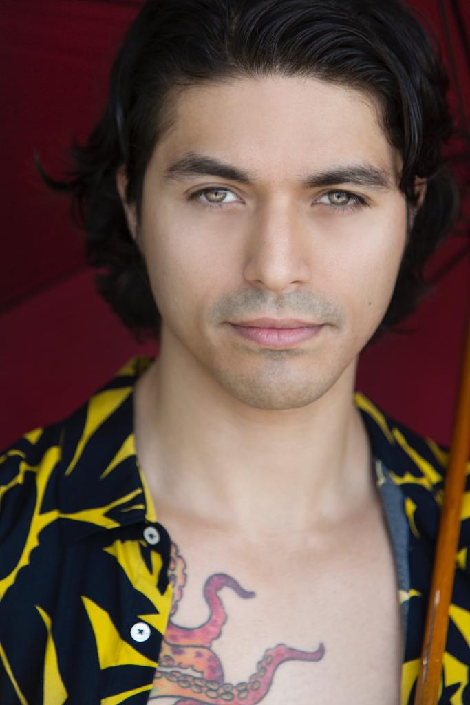 actor Alex Alegria large photo