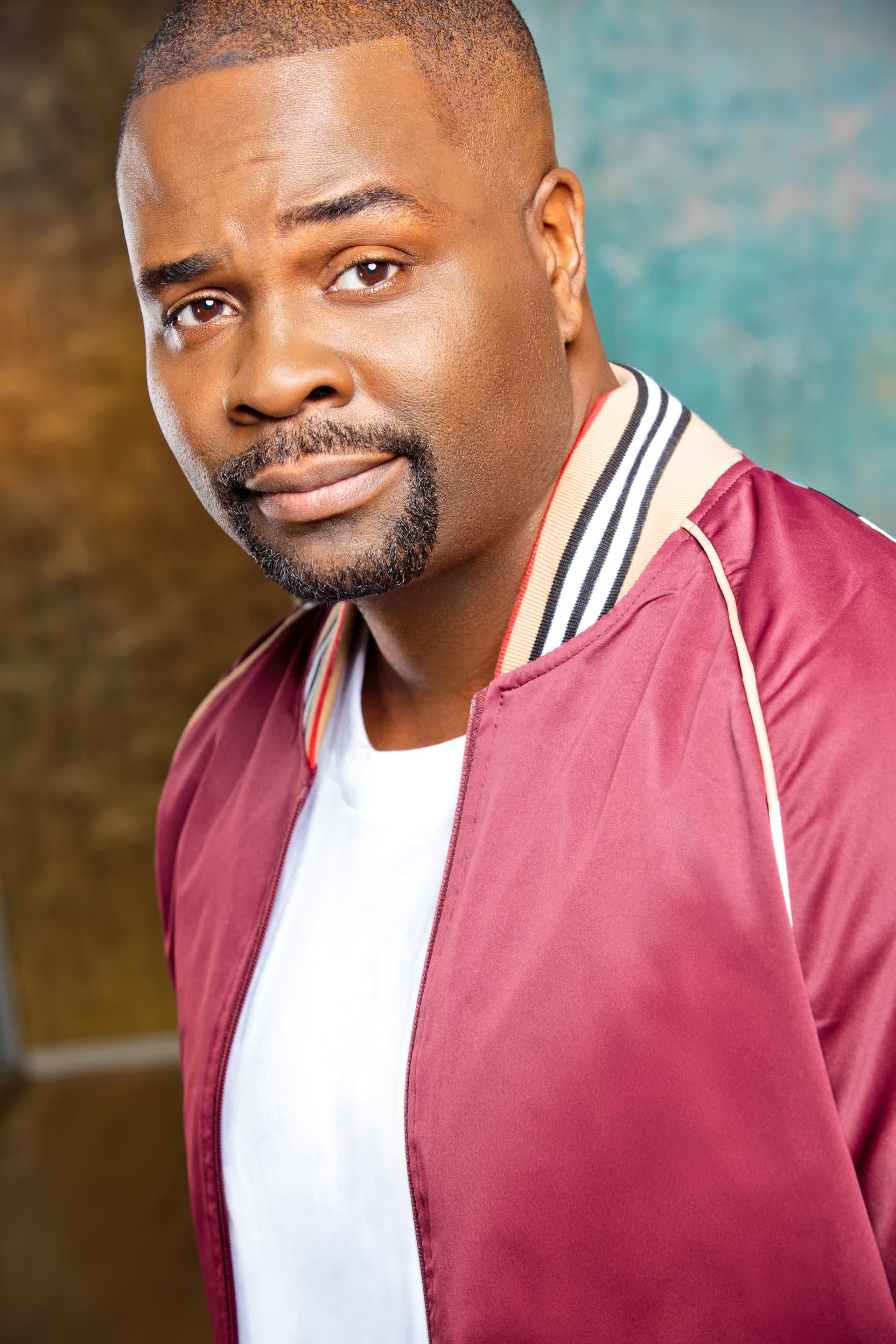 actor Paul Mabon large photo