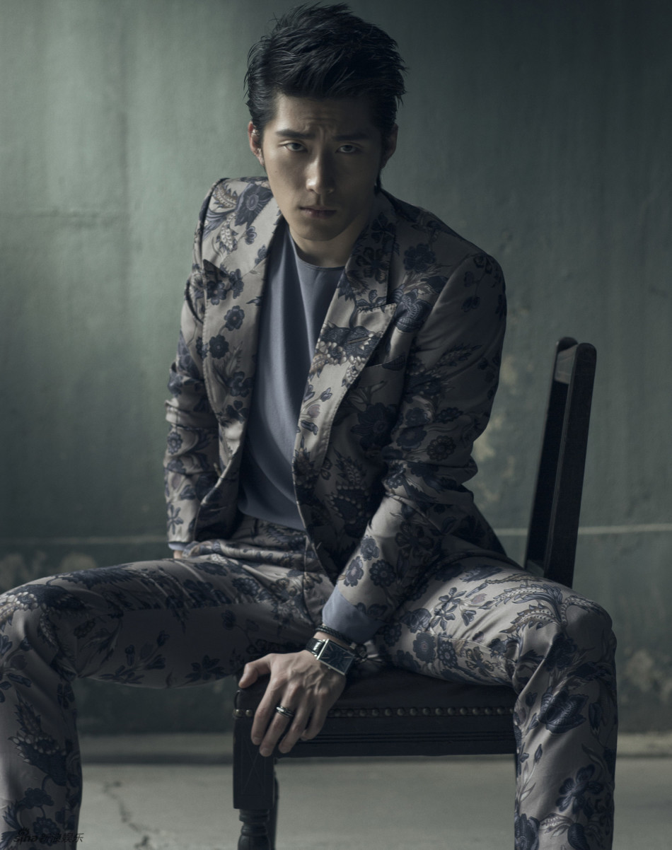 actor Shawn Dou large photo