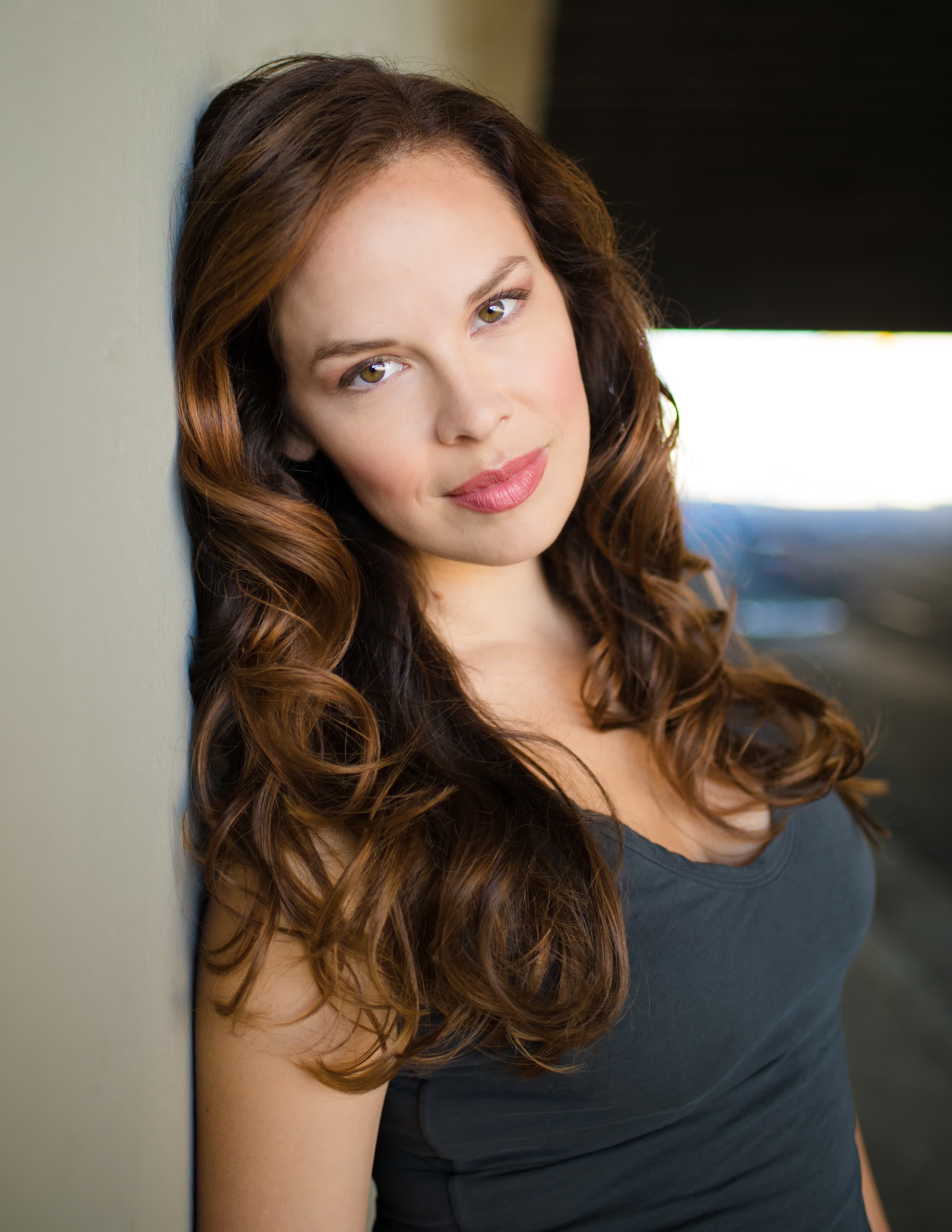 actor Josephine Keefe large photo