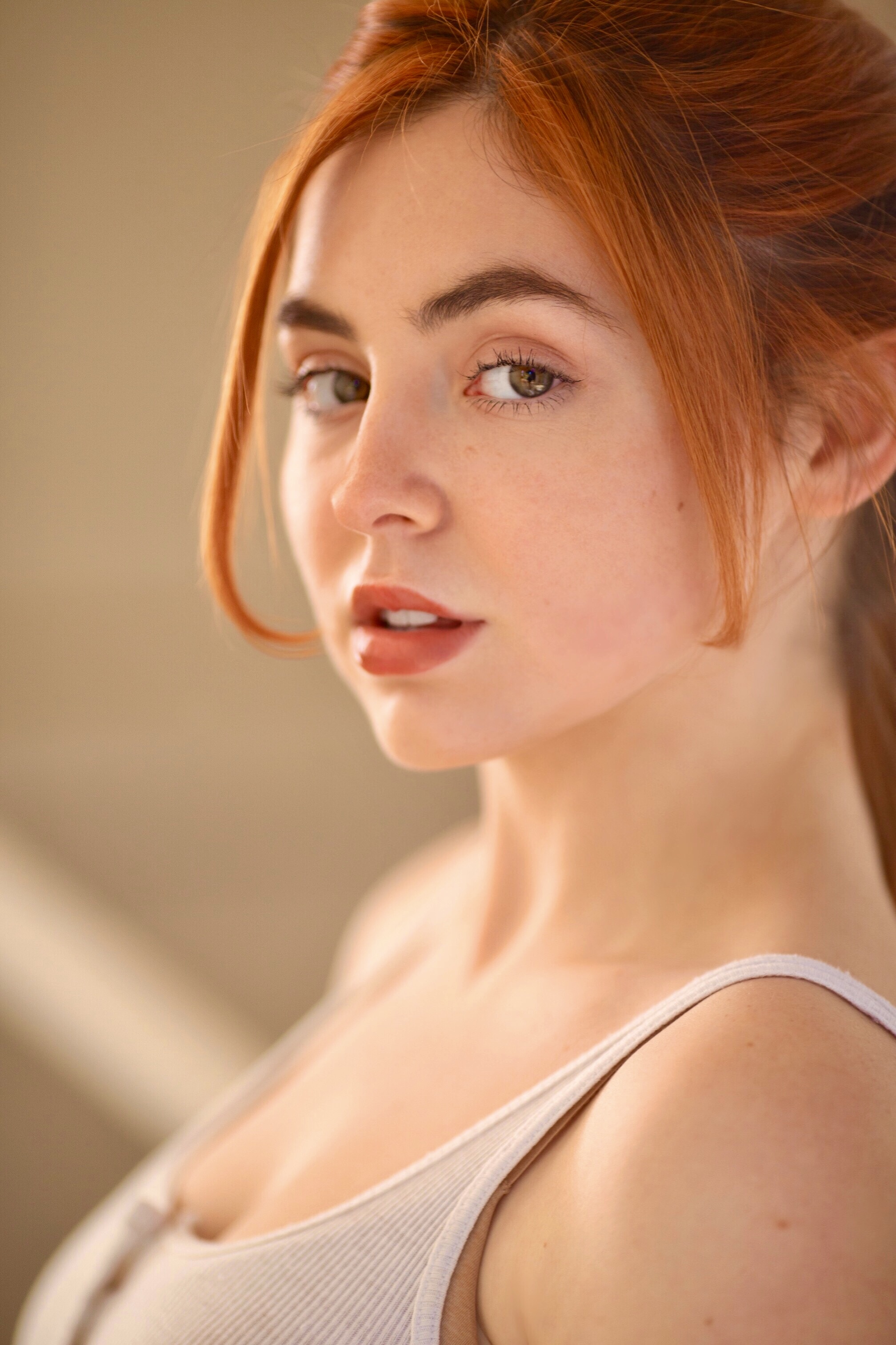 actor Sydney Bell large photo