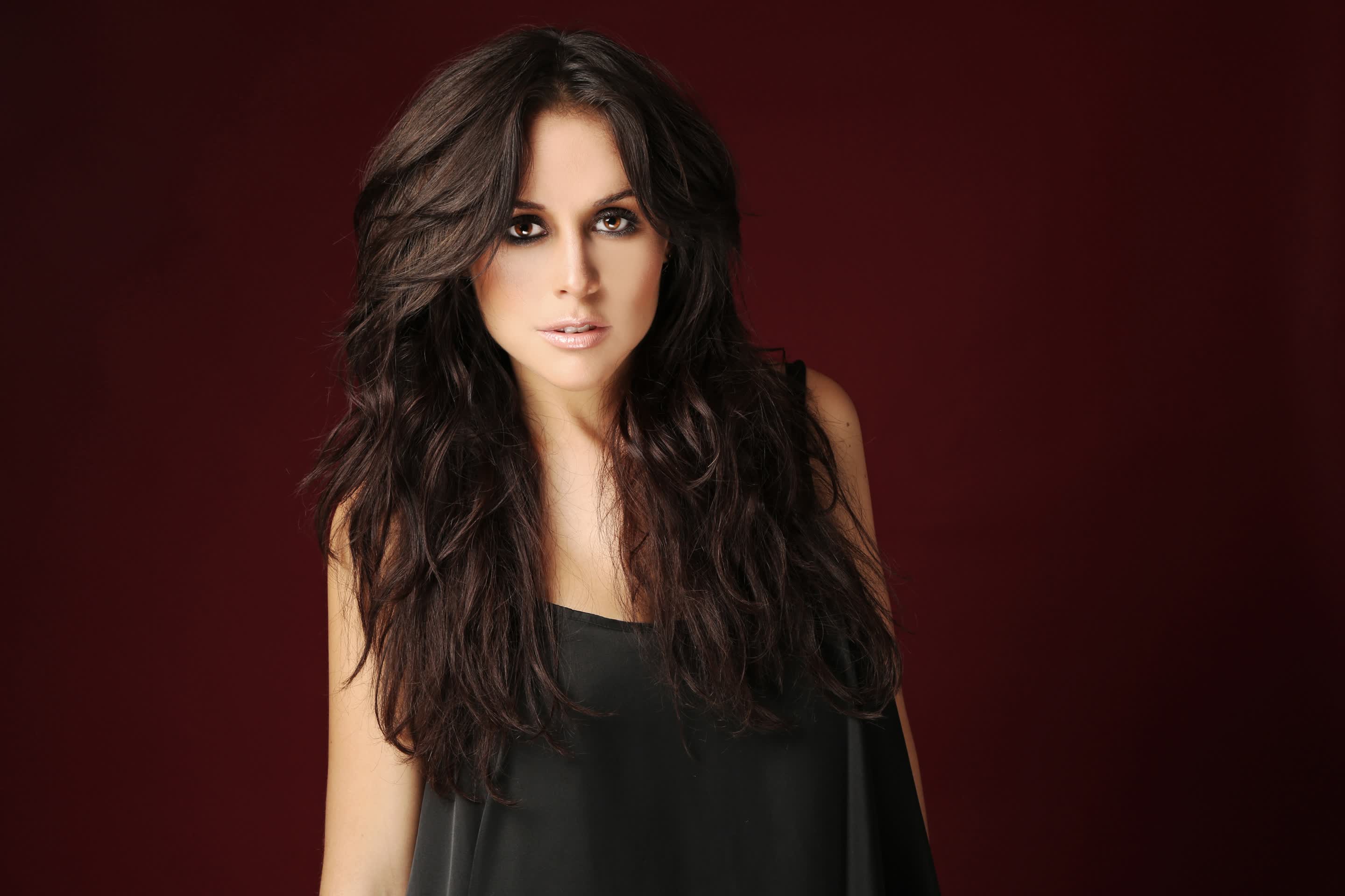 actor Zuria Vega large photo