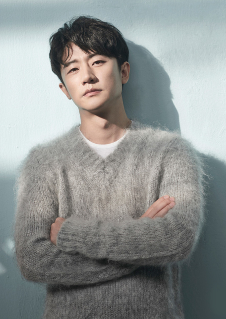 actor Xuan Huang large photo