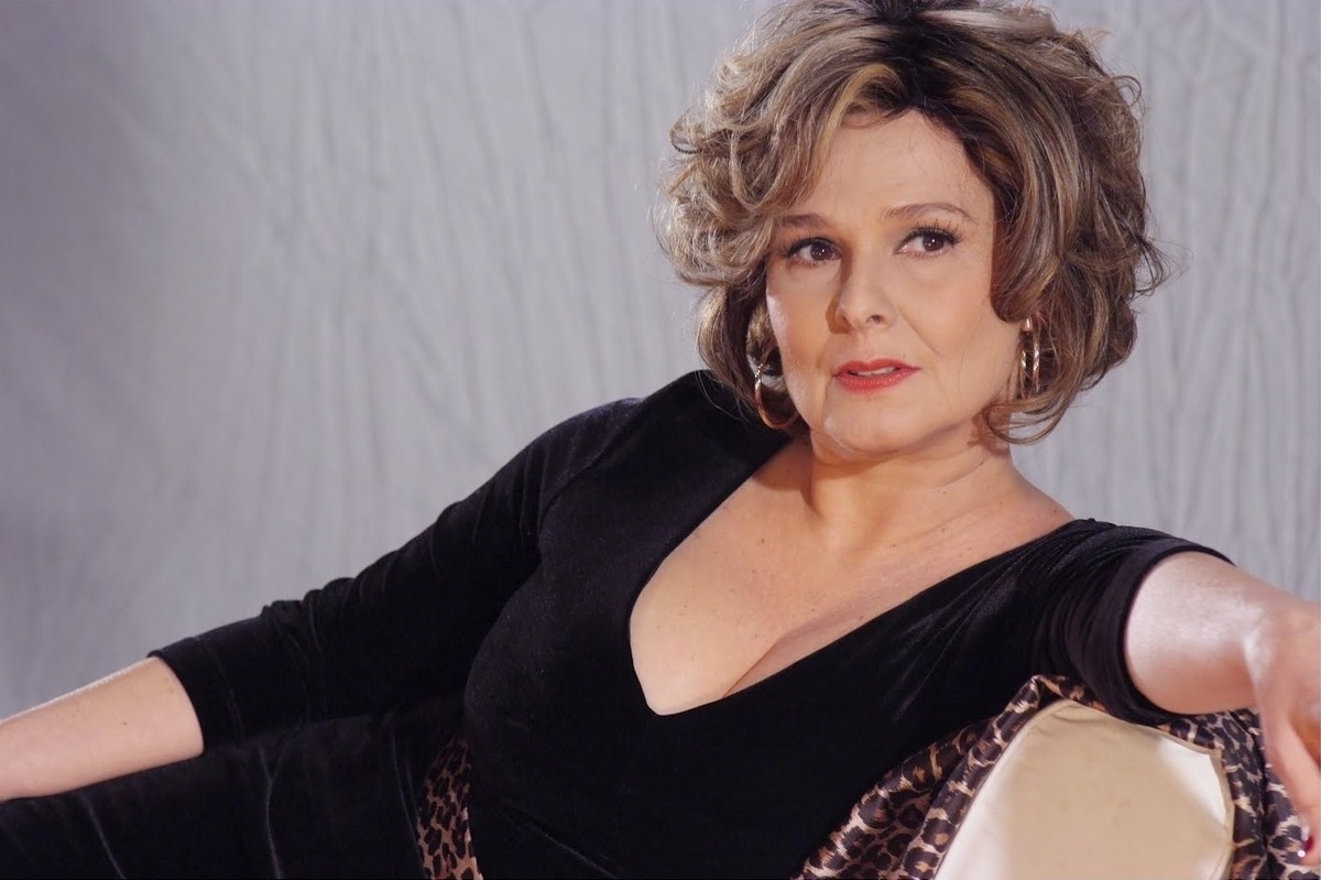 actor Louise Cardoso large photo