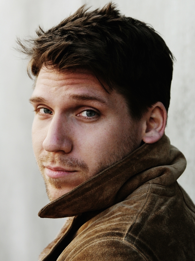 actor Hanno Koffler large photo