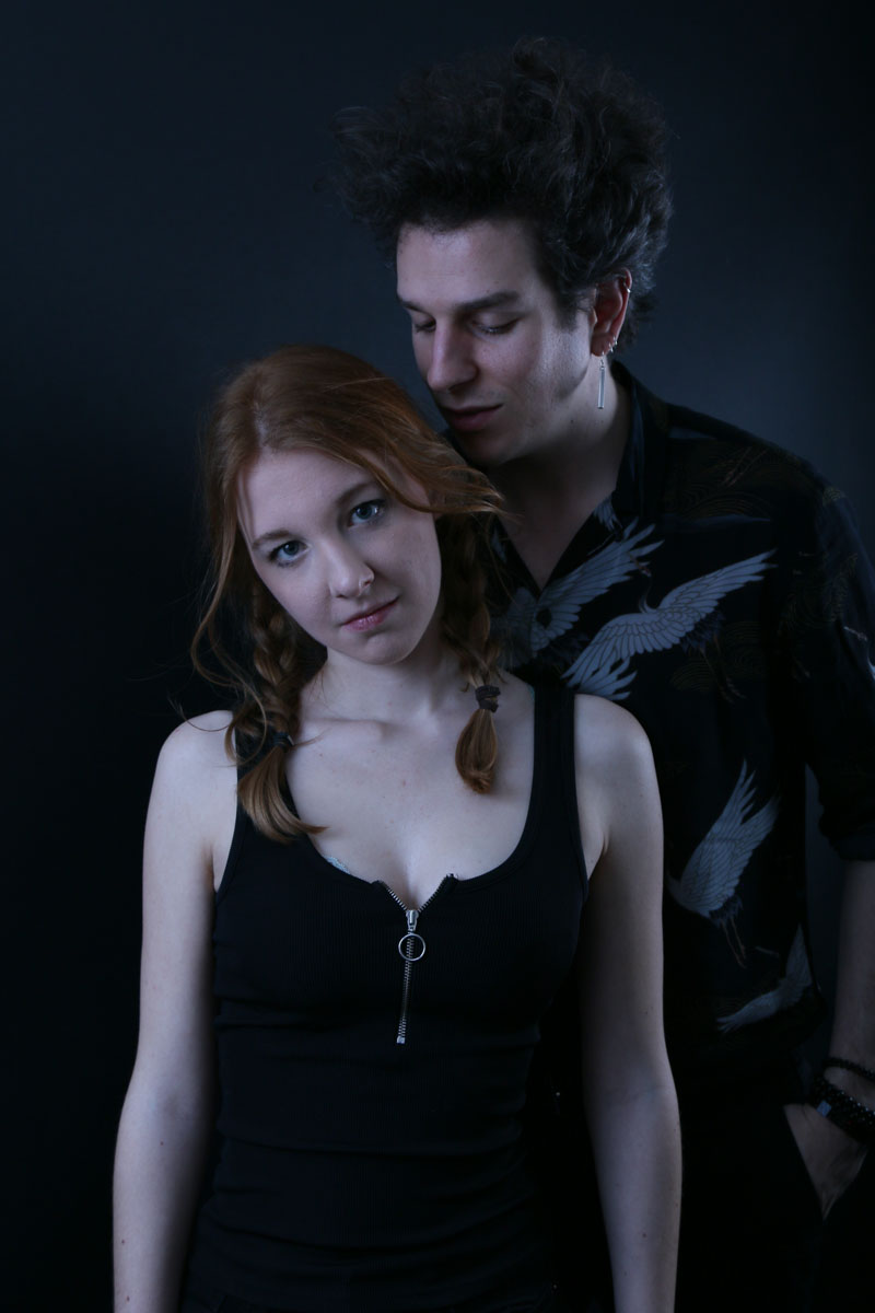 actor Suzie Voce large photo