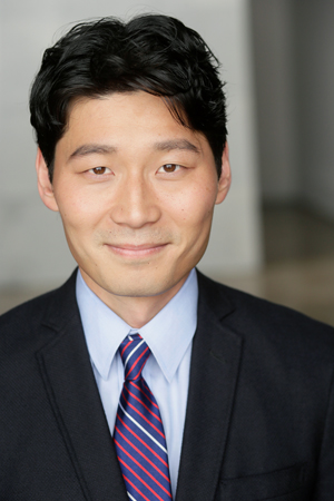 actor Martin Lee large photo