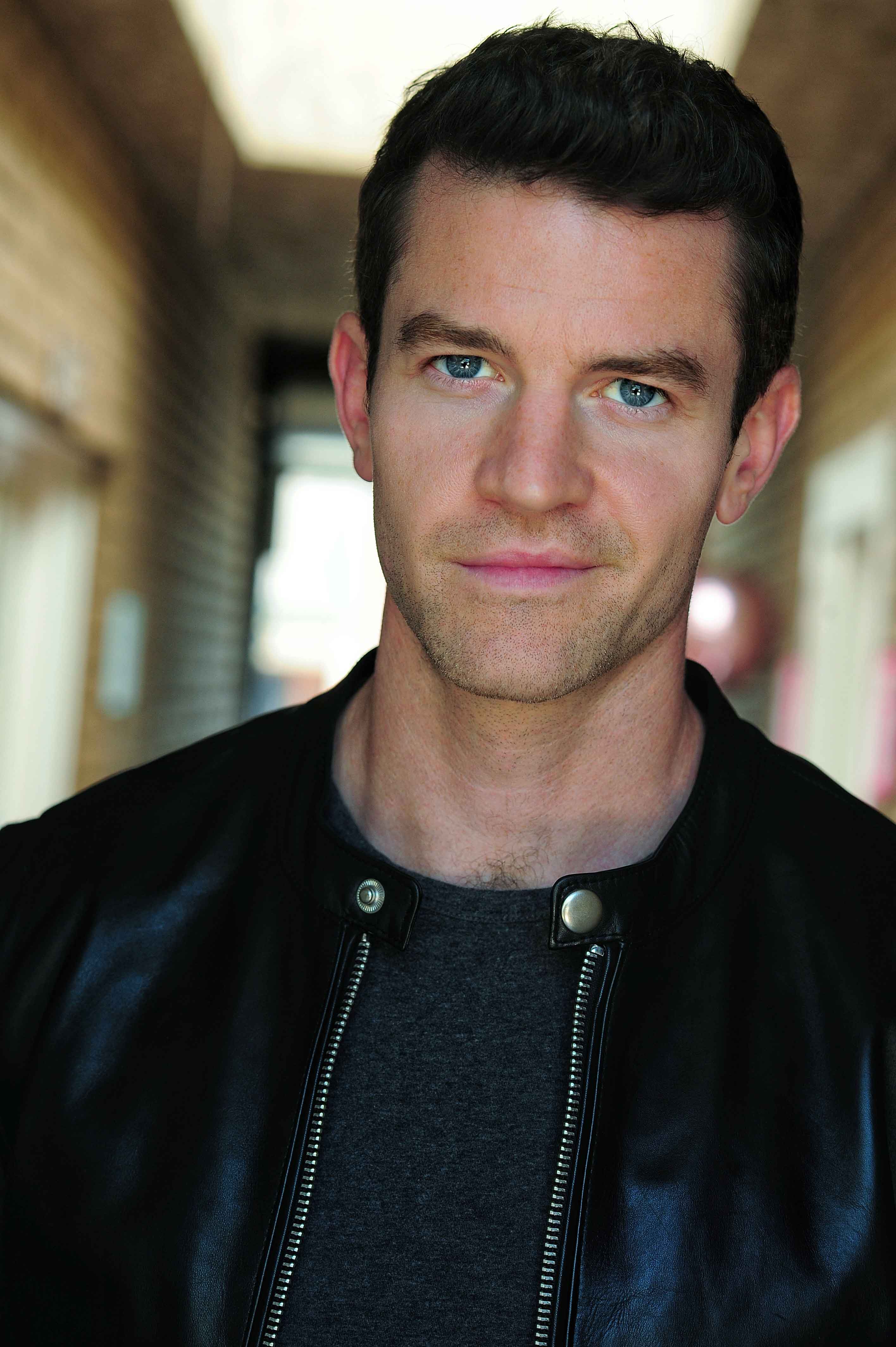 actor Joe Cummings large photo