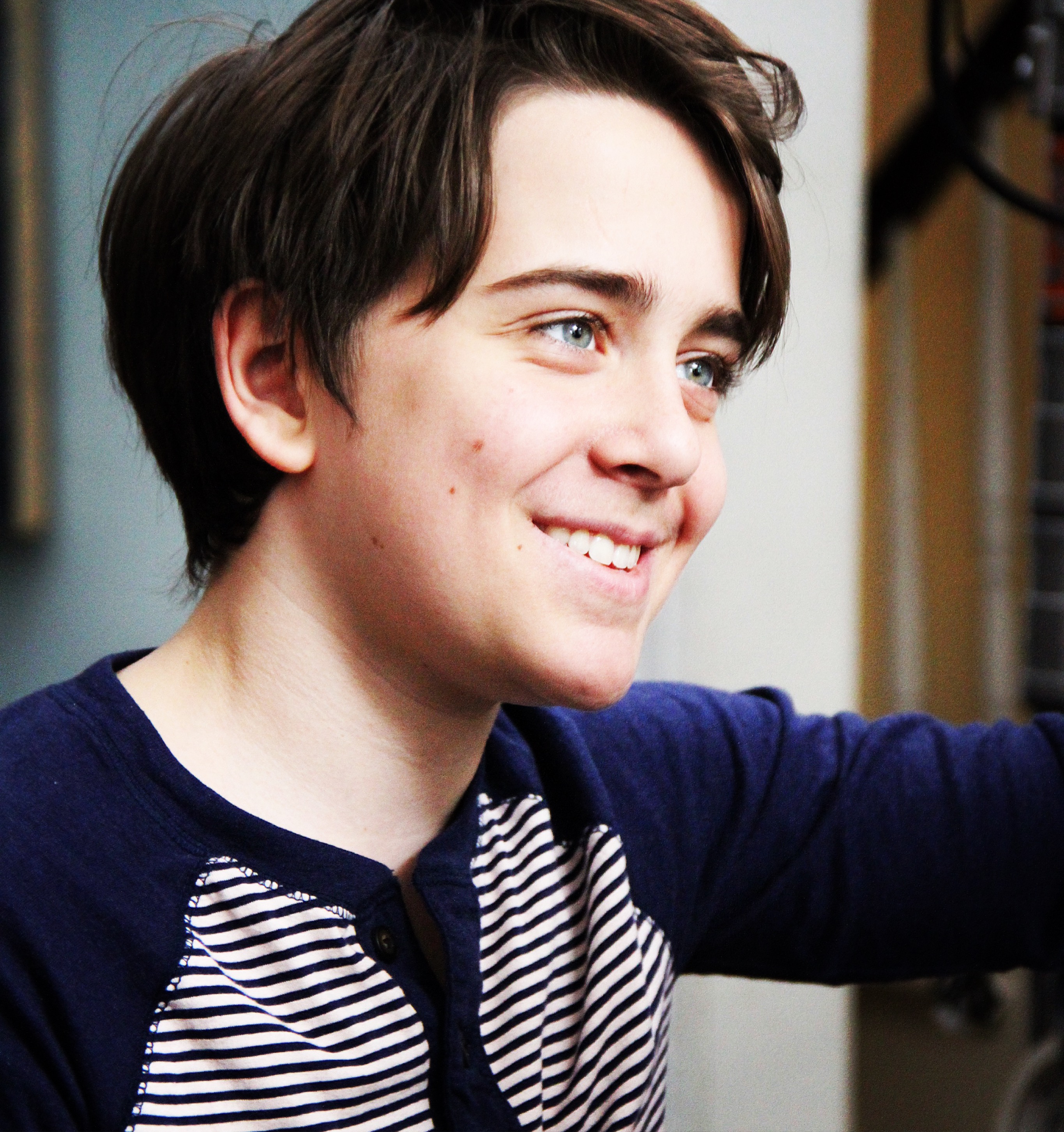 actor Sam McCarthy large photo