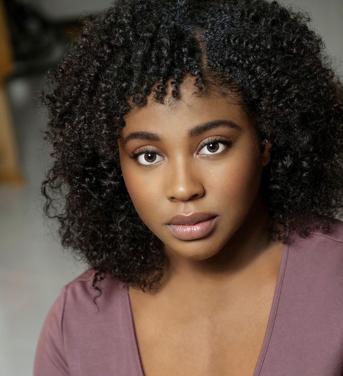 actor Domonique Hansen large photo