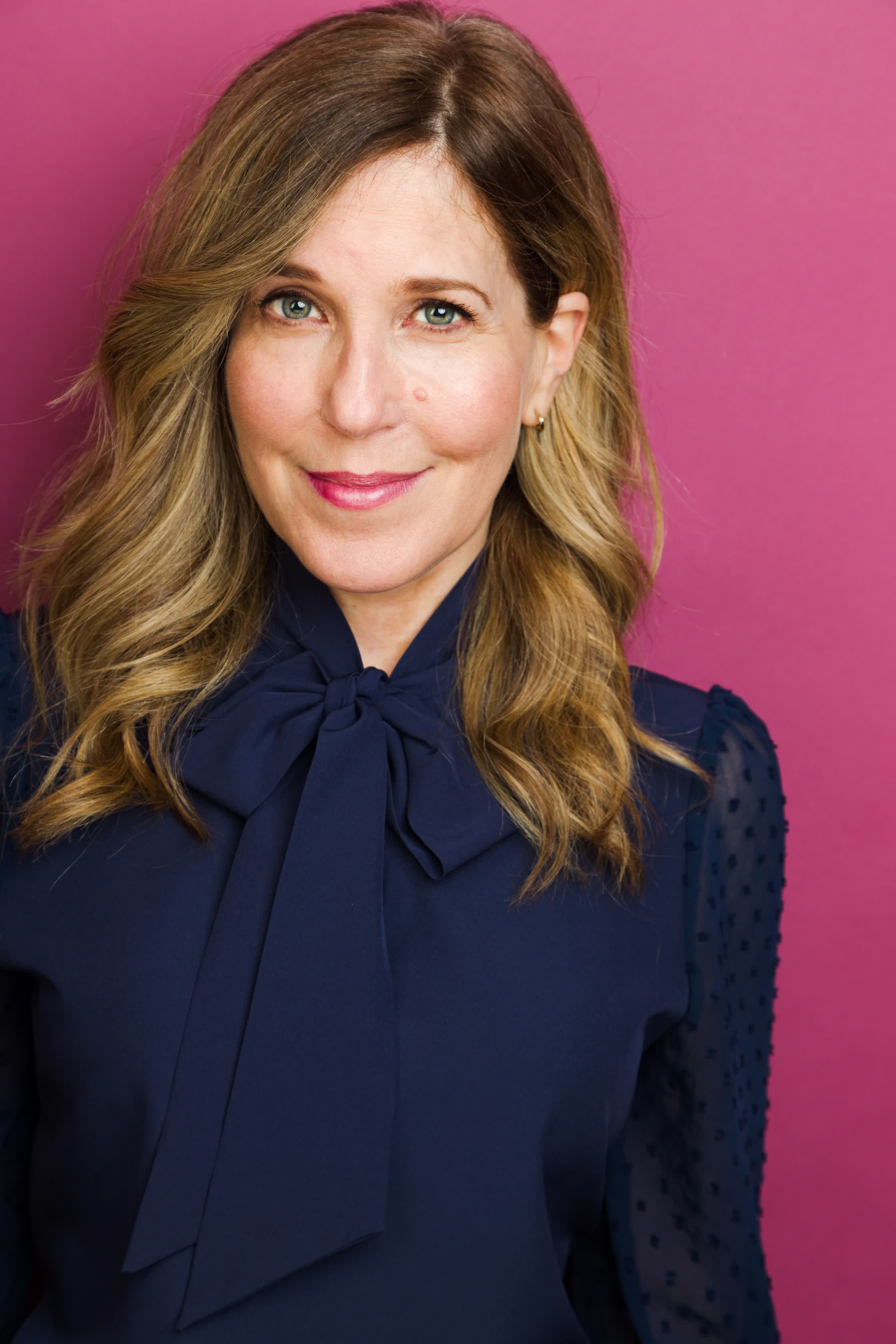 actor Julie Wittner large photo