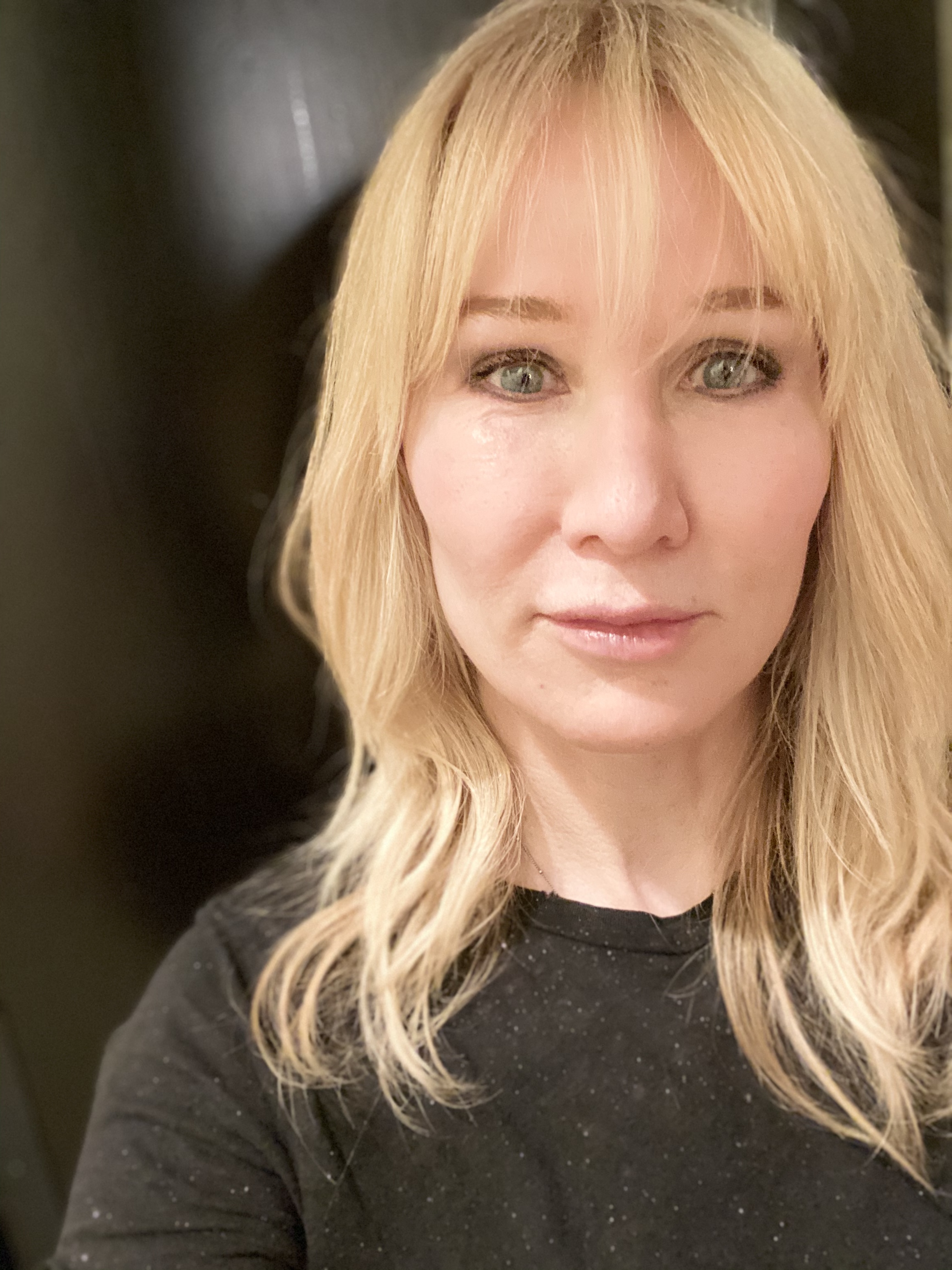 actor Michelle Johnston large photo