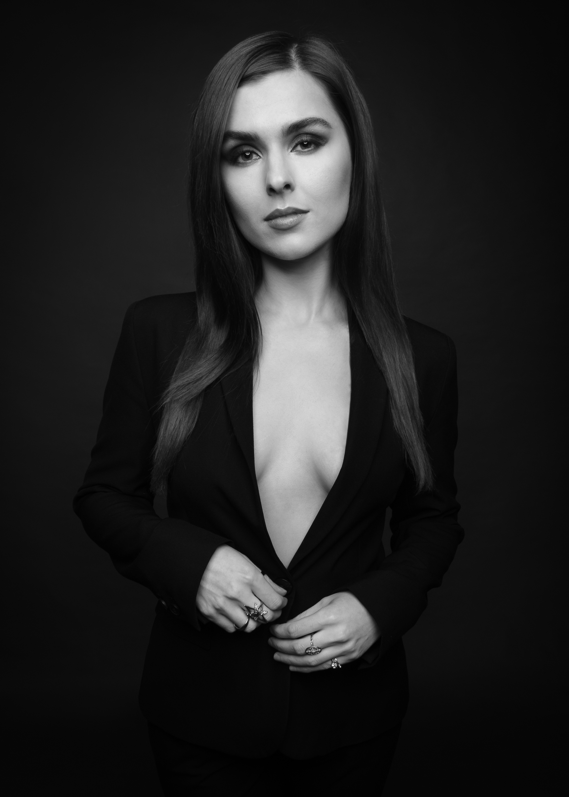 actor Nicolette McKeown large photo