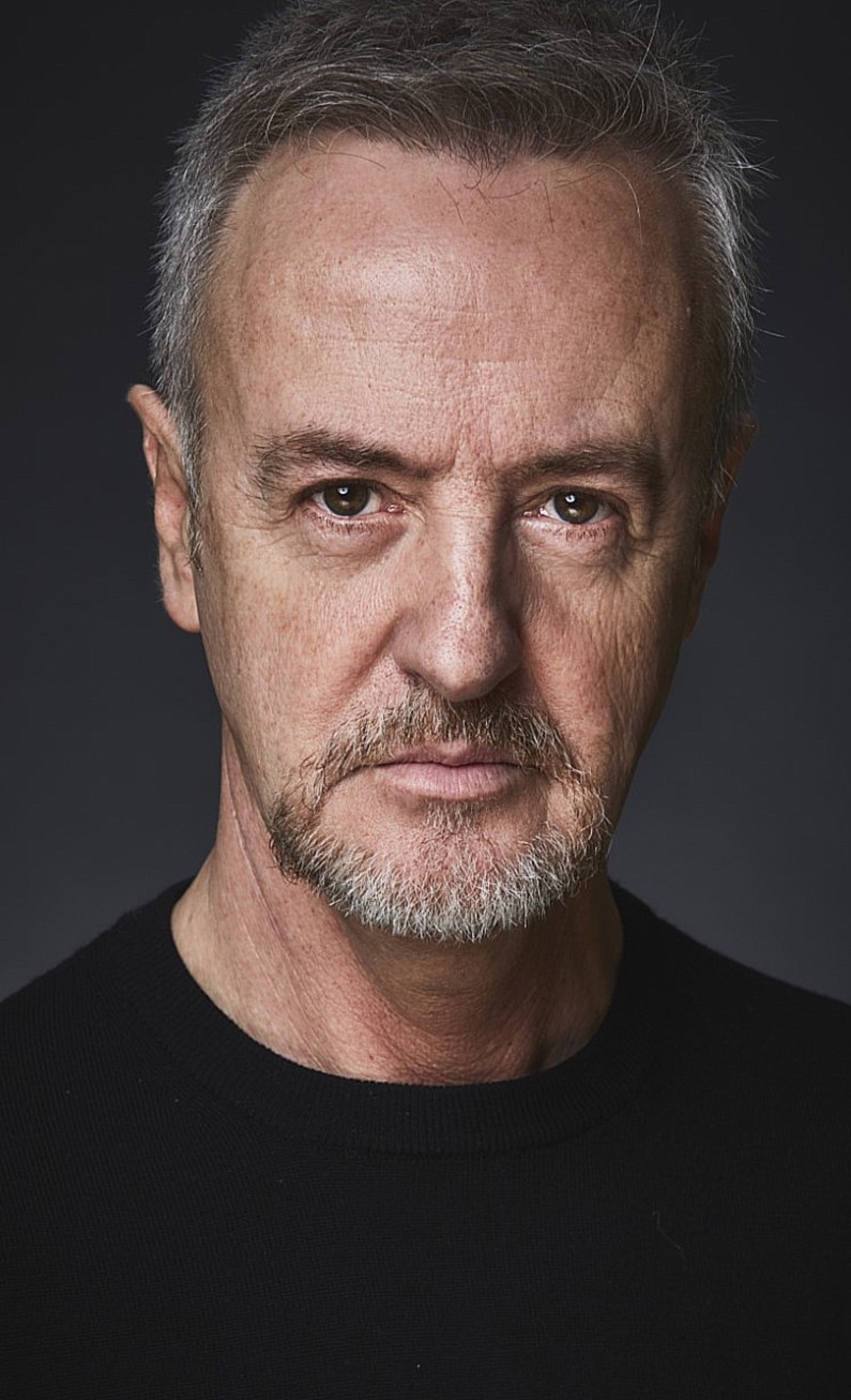 actor Carlos Hipólito large photo