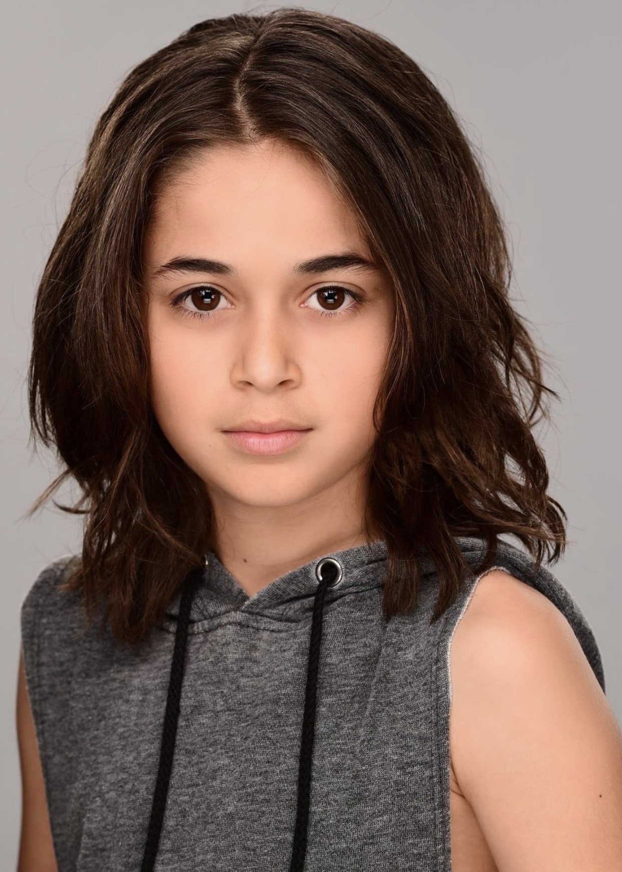 actor Kaan Guldur large photo