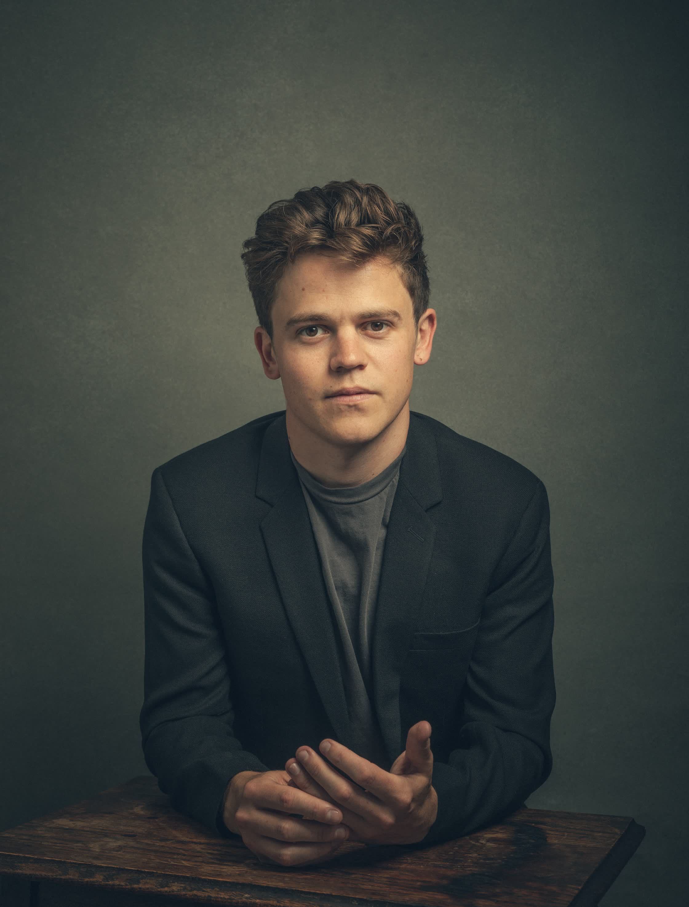 actor Sam Clemmett large photo