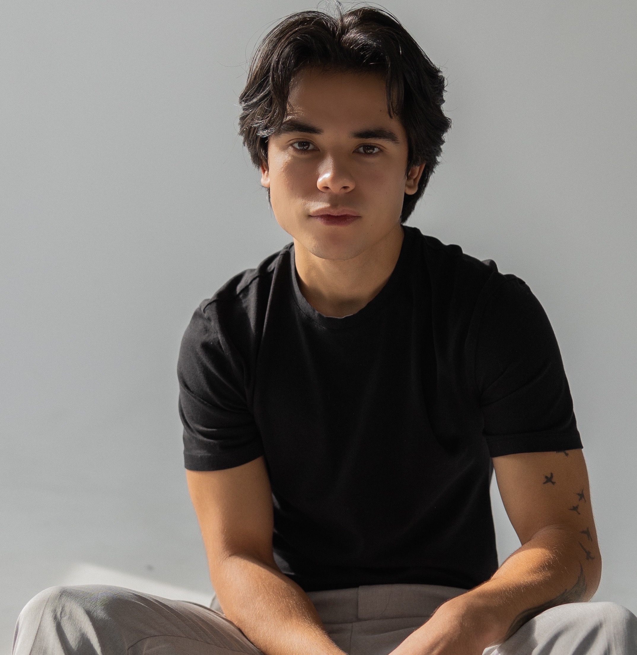 actor Martin Martinez large photo