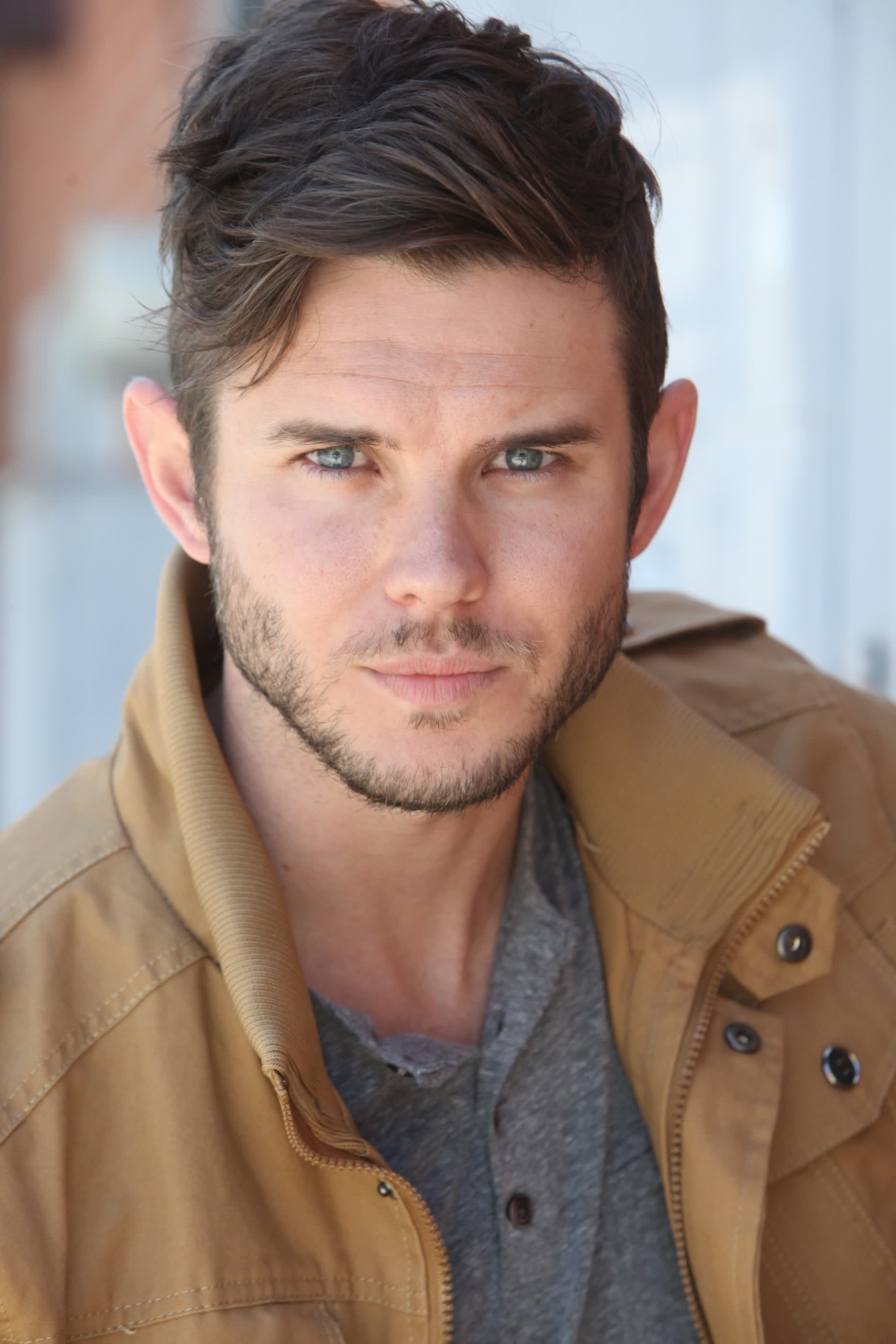 actor Carson Nicely large photo