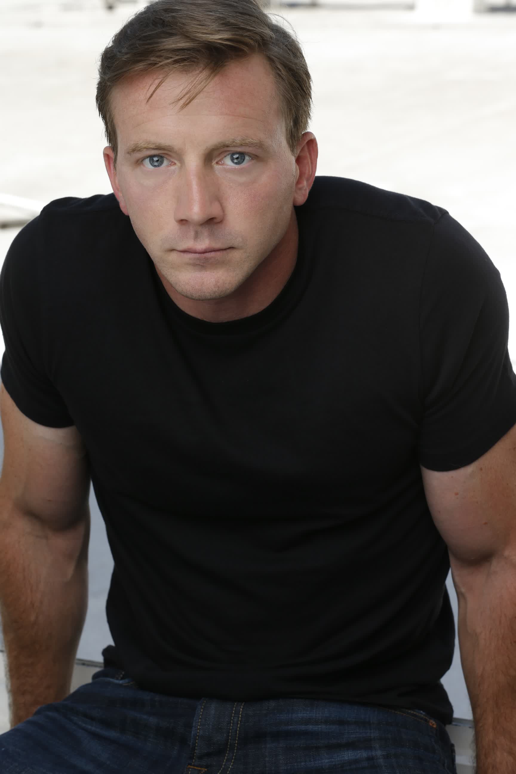 actor Brian Slaten large photo