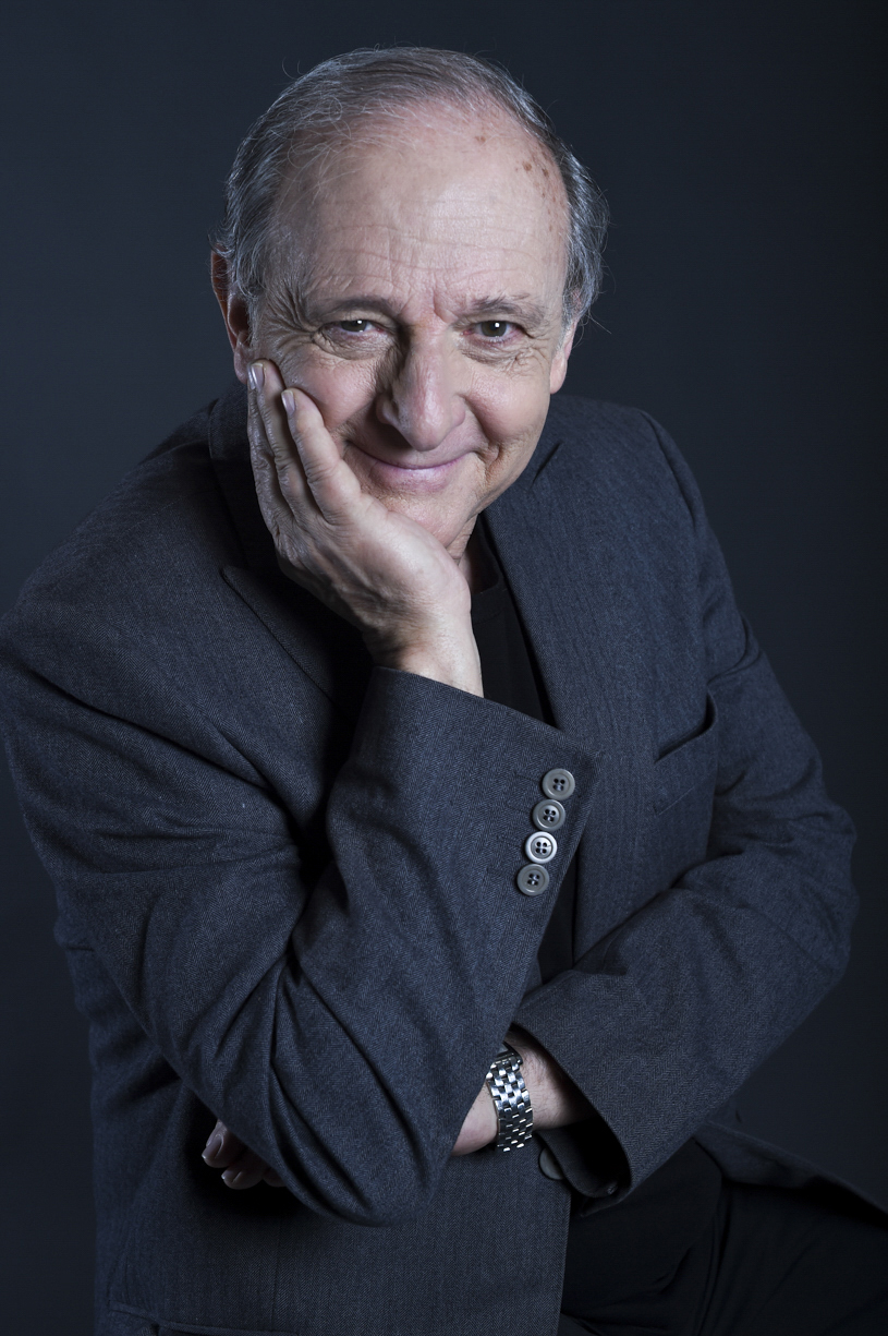 actor Emilio Gutiérrez Caba large photo