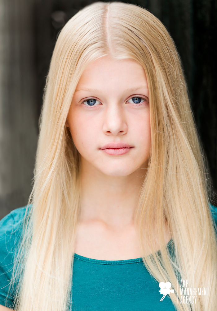 actor Alice Parkin large photo