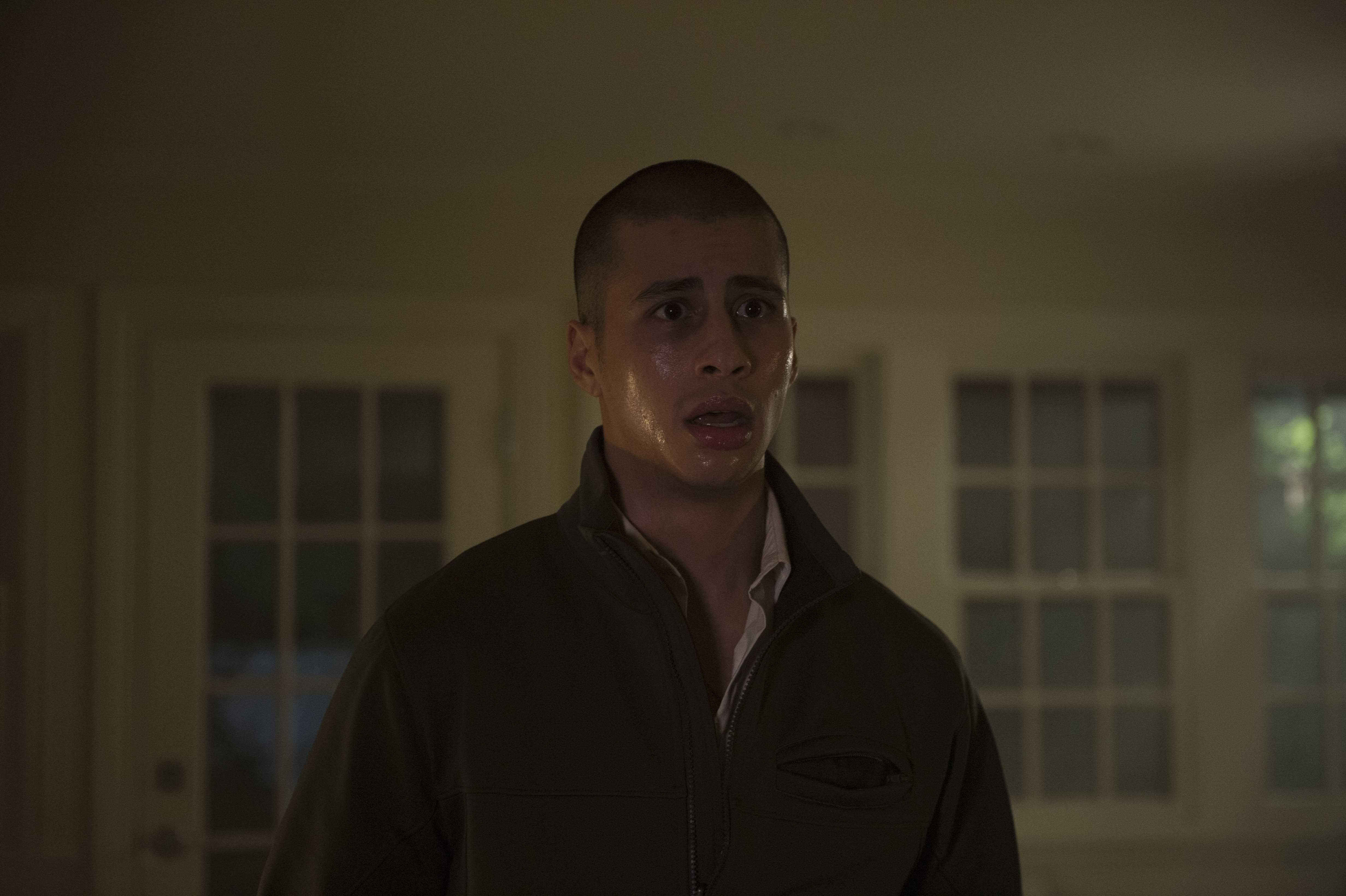 actor Carlito Olivero large photo