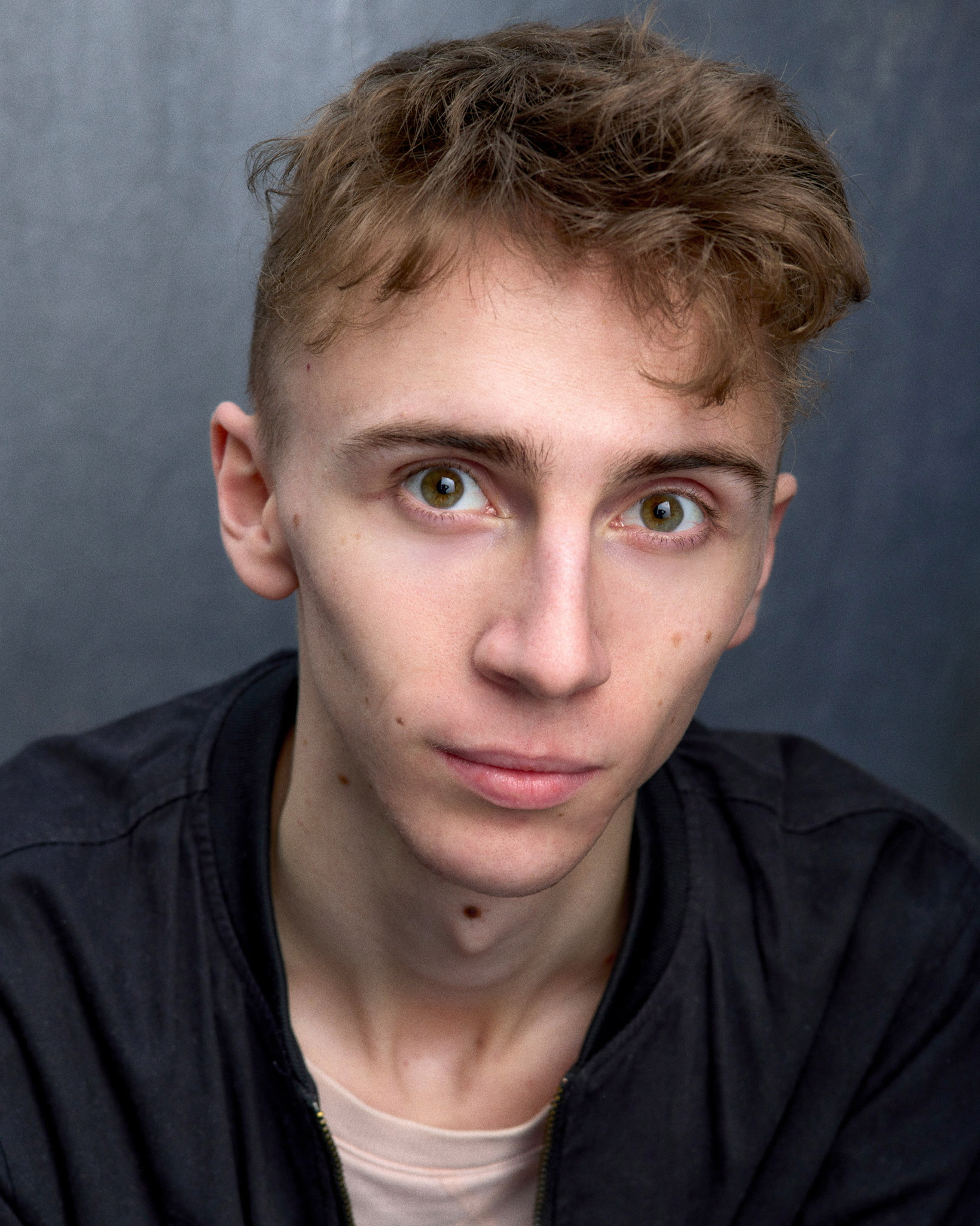 actor Scott Folan large photo