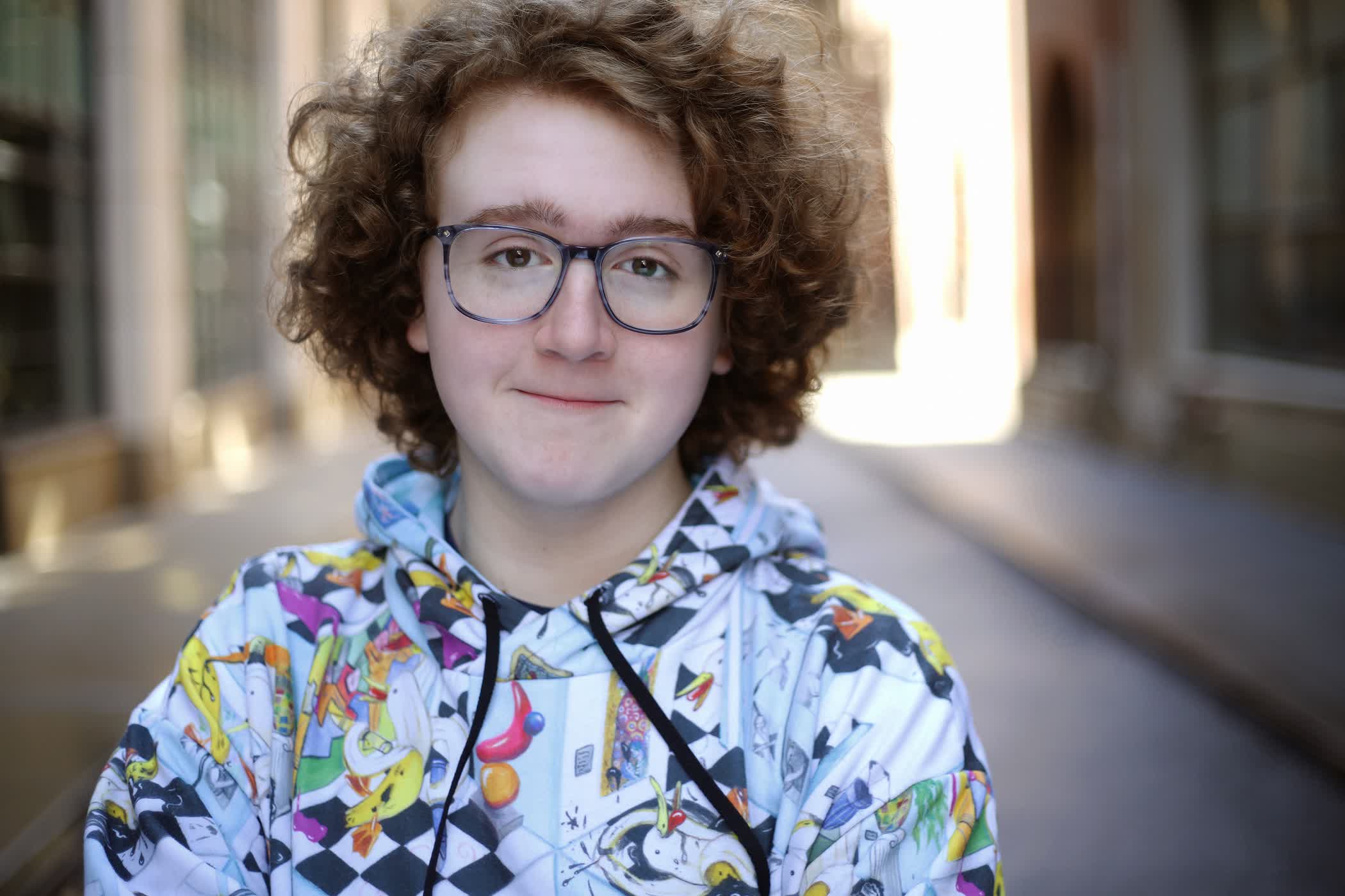 actor Angus Costello large photo