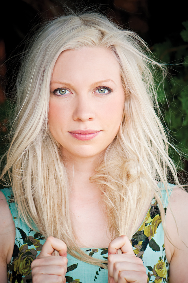 actor Aimee Horne large photo