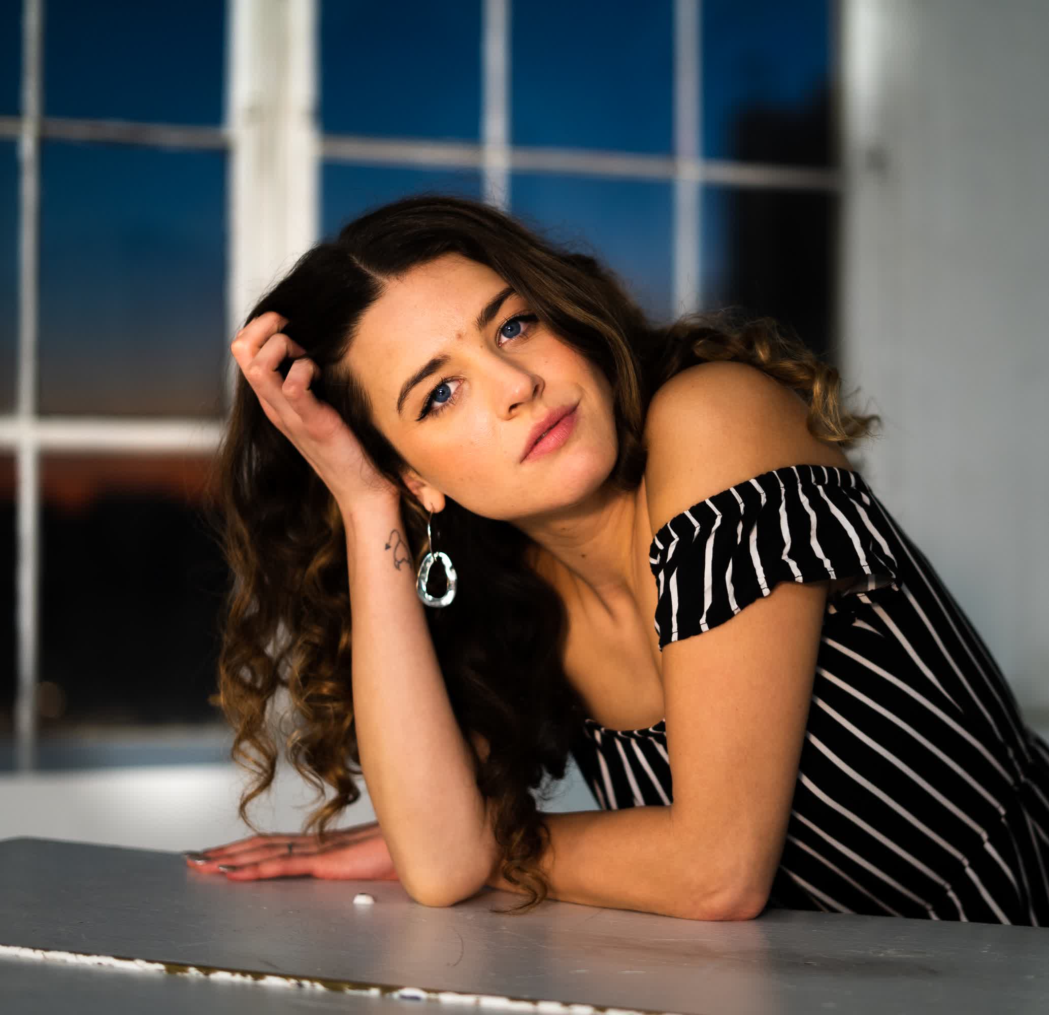 actor Katelyn Epperly large photo