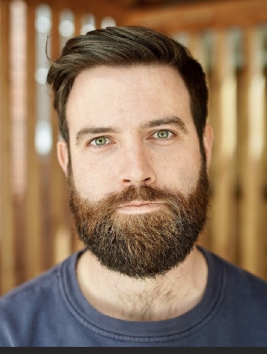 actor Tom England large photo