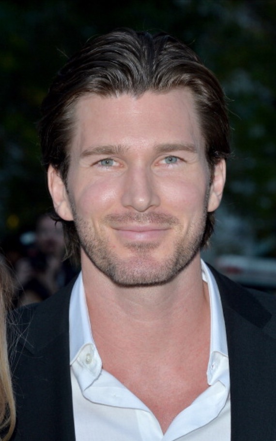 actor Christopher Russell large photo