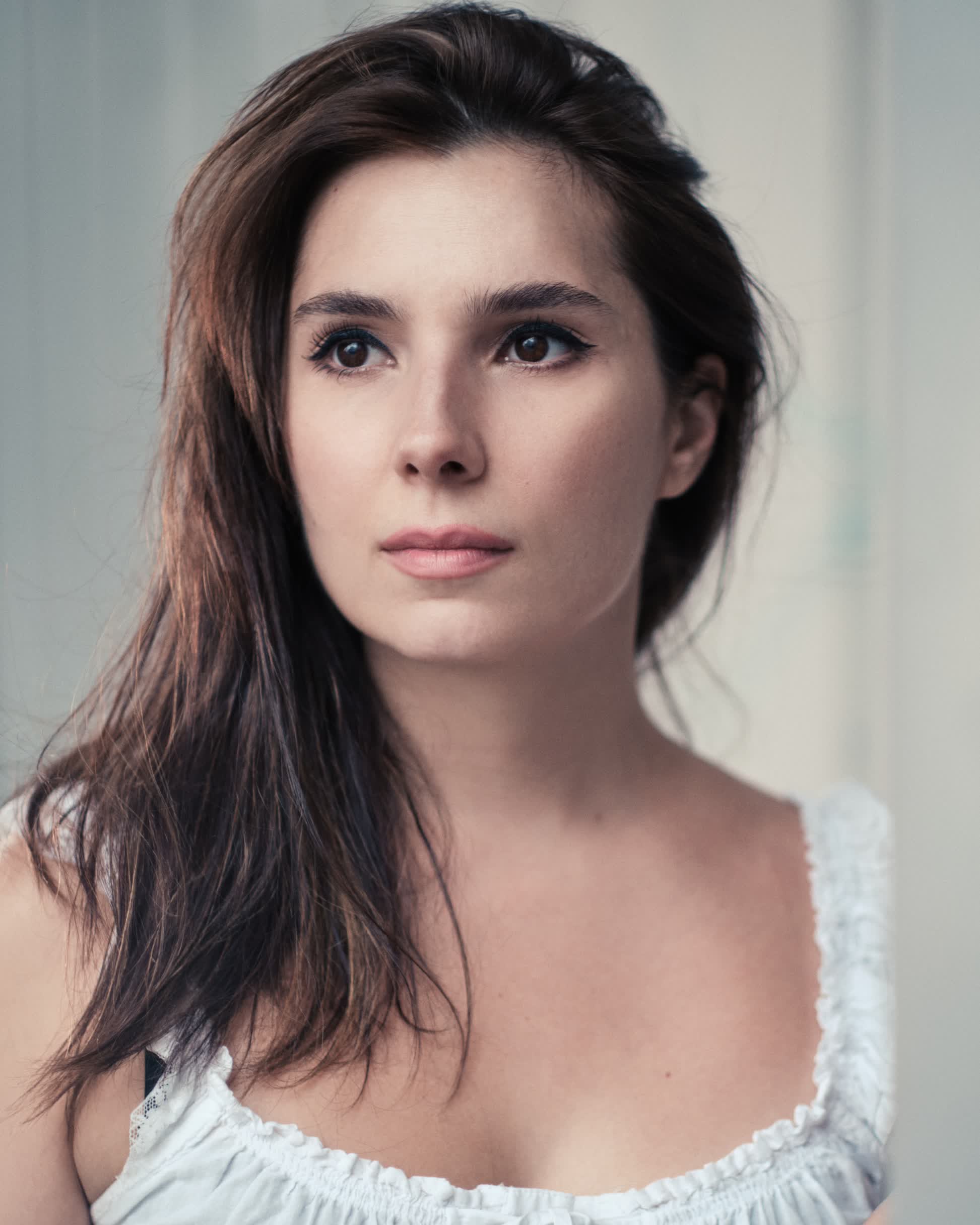 actor Kate Nichols large photo