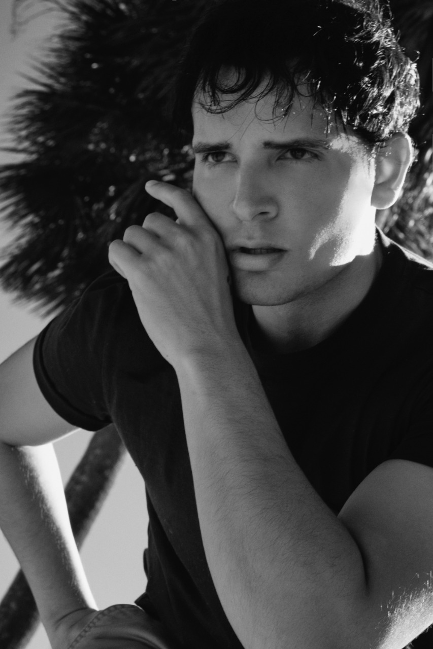 actor Jean Michael Lif large photo