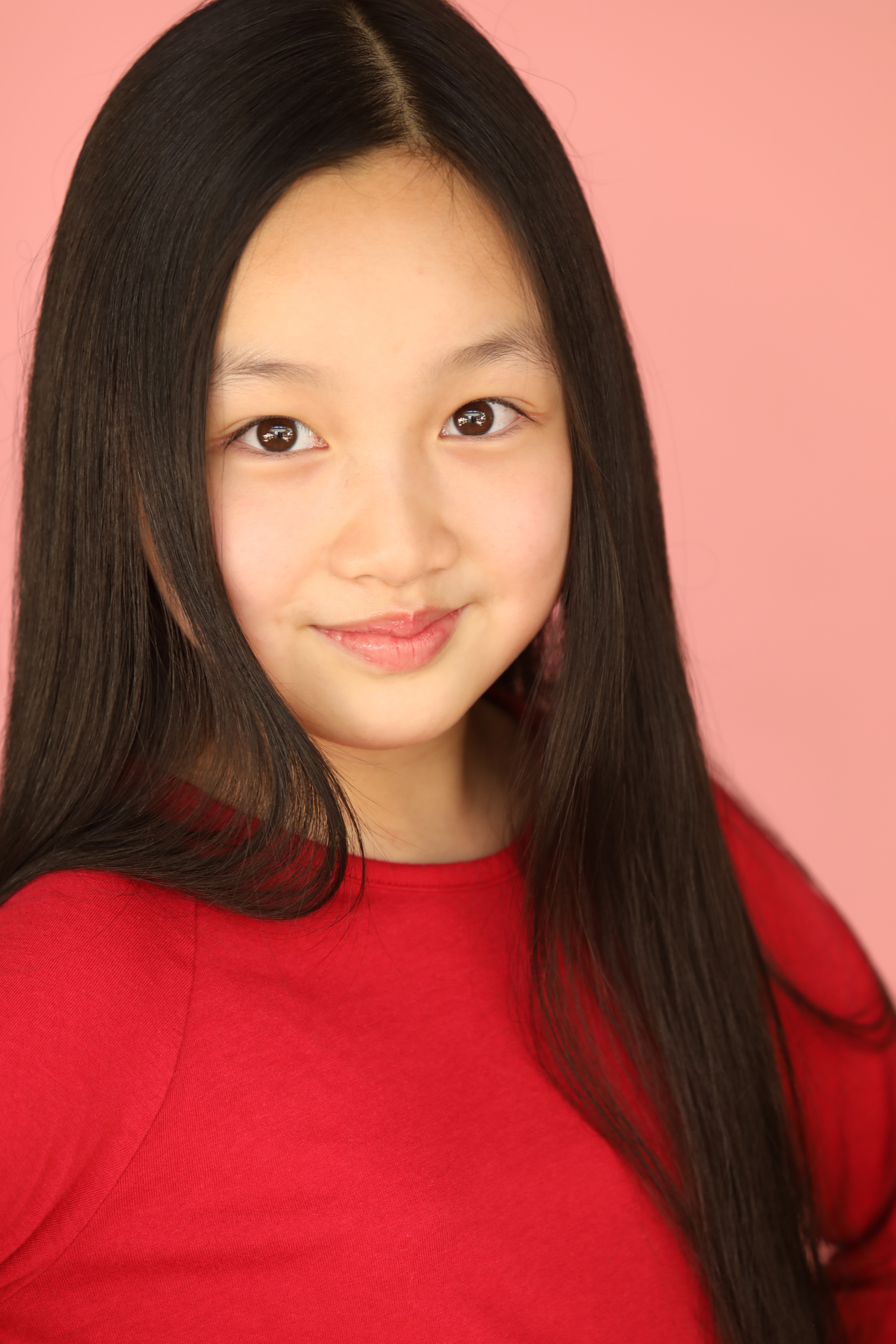 actor Malea Emma Tjandrawidjaja large photo