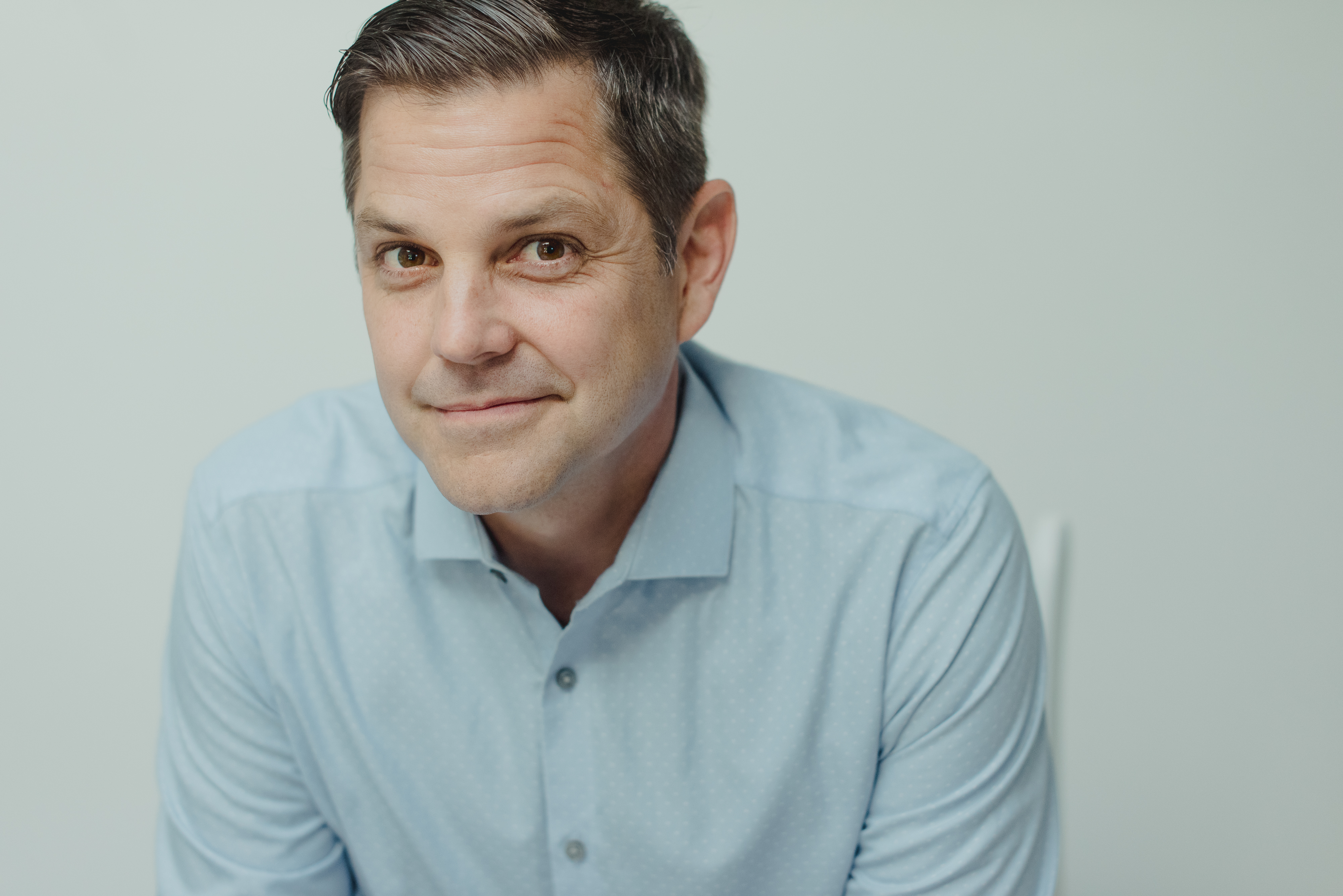 actor Cliff Prang large photo