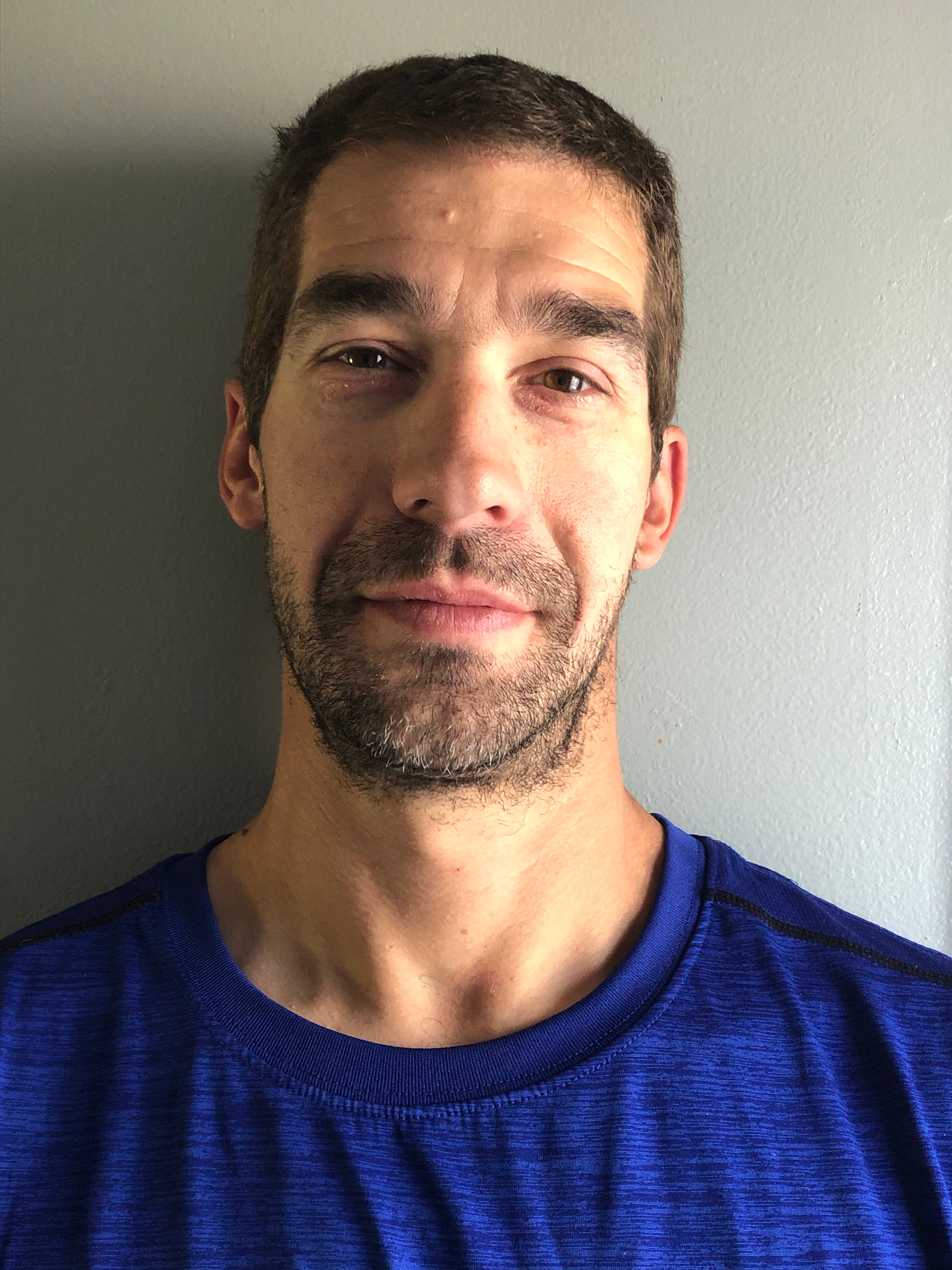 actor Darcy Roy large photo