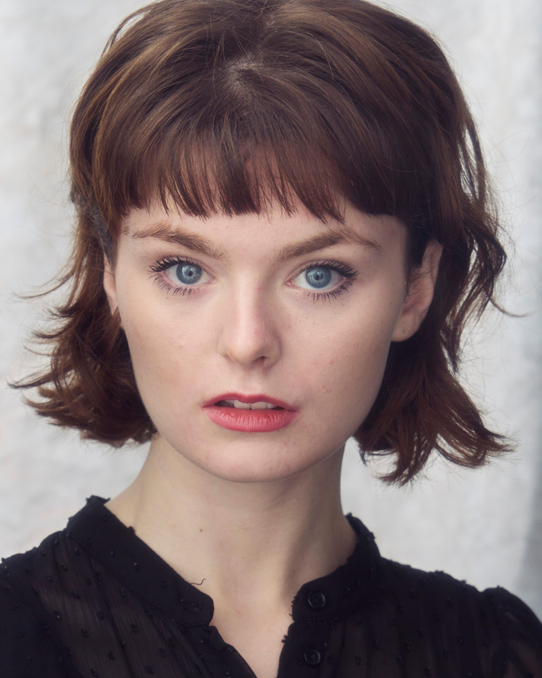 actor Sophie Bloor large photo