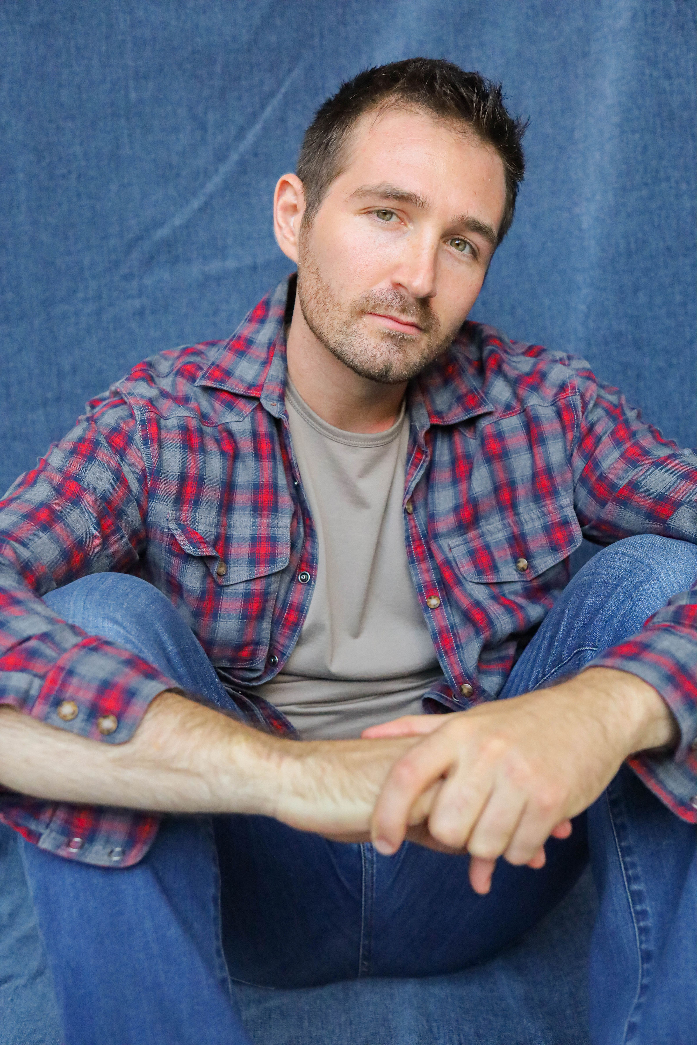 actor Rob Riordan large photo