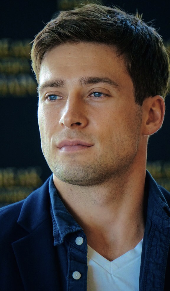 actor Ignacyo Matynia large photo