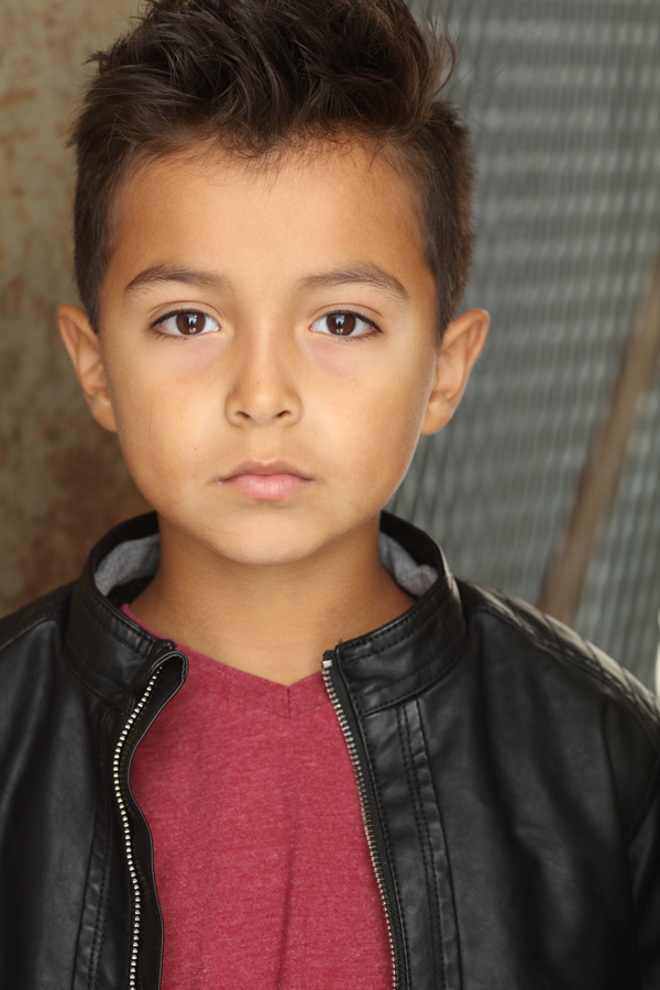 actor Oliver Alexander large photo