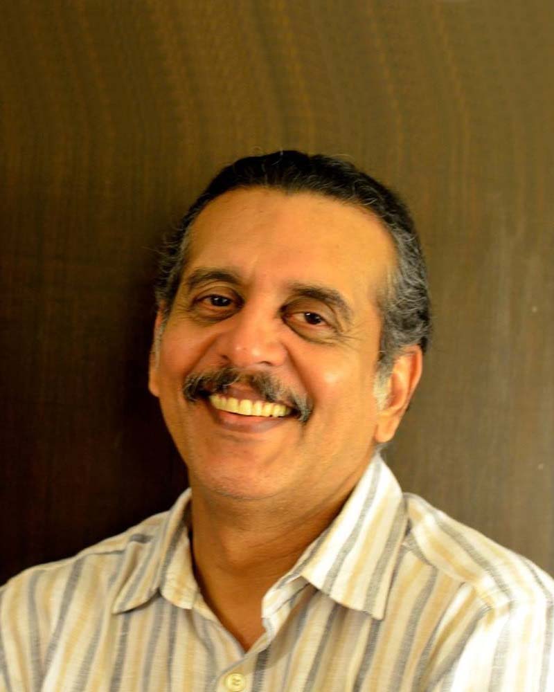 actor Shishir Sharma large photo