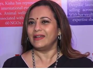 actor Manasi Joshi Roy large photo