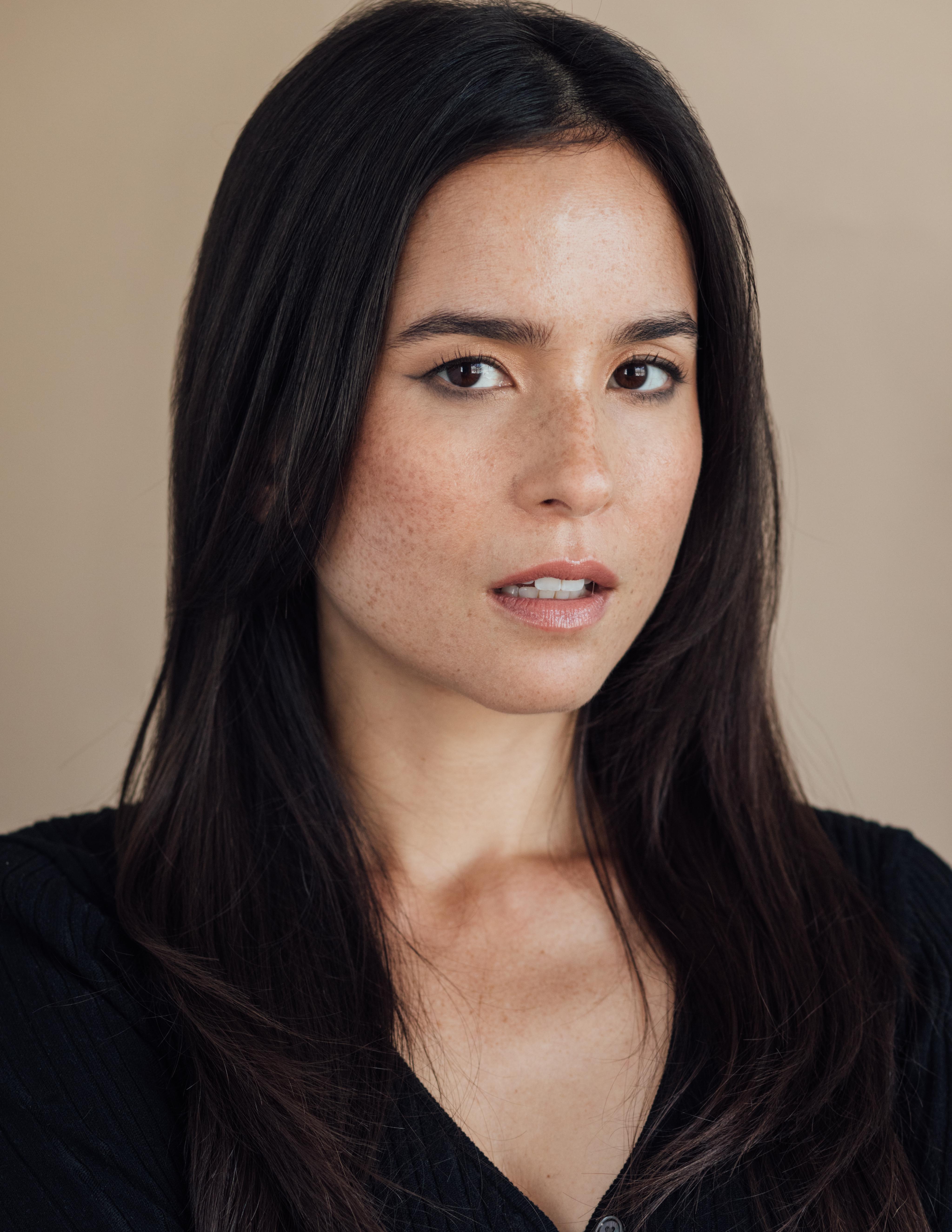 actor Jenny Raven large photo